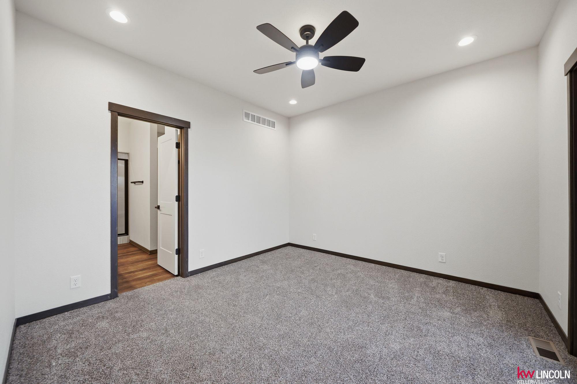 1044 Tuscan Trail, Hickman, NE, 68372