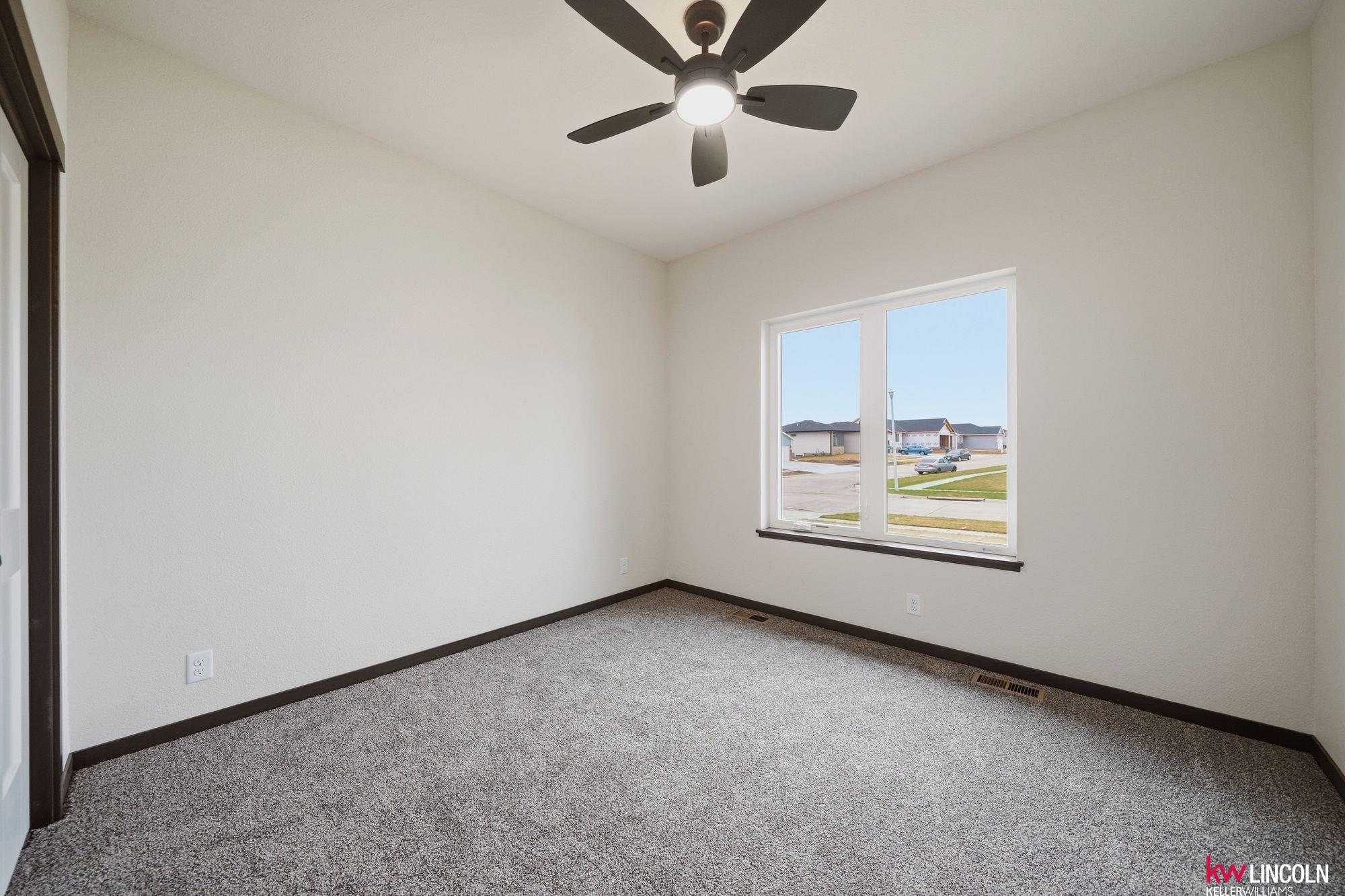 1044 Tuscan Trail, Hickman, NE, 68372