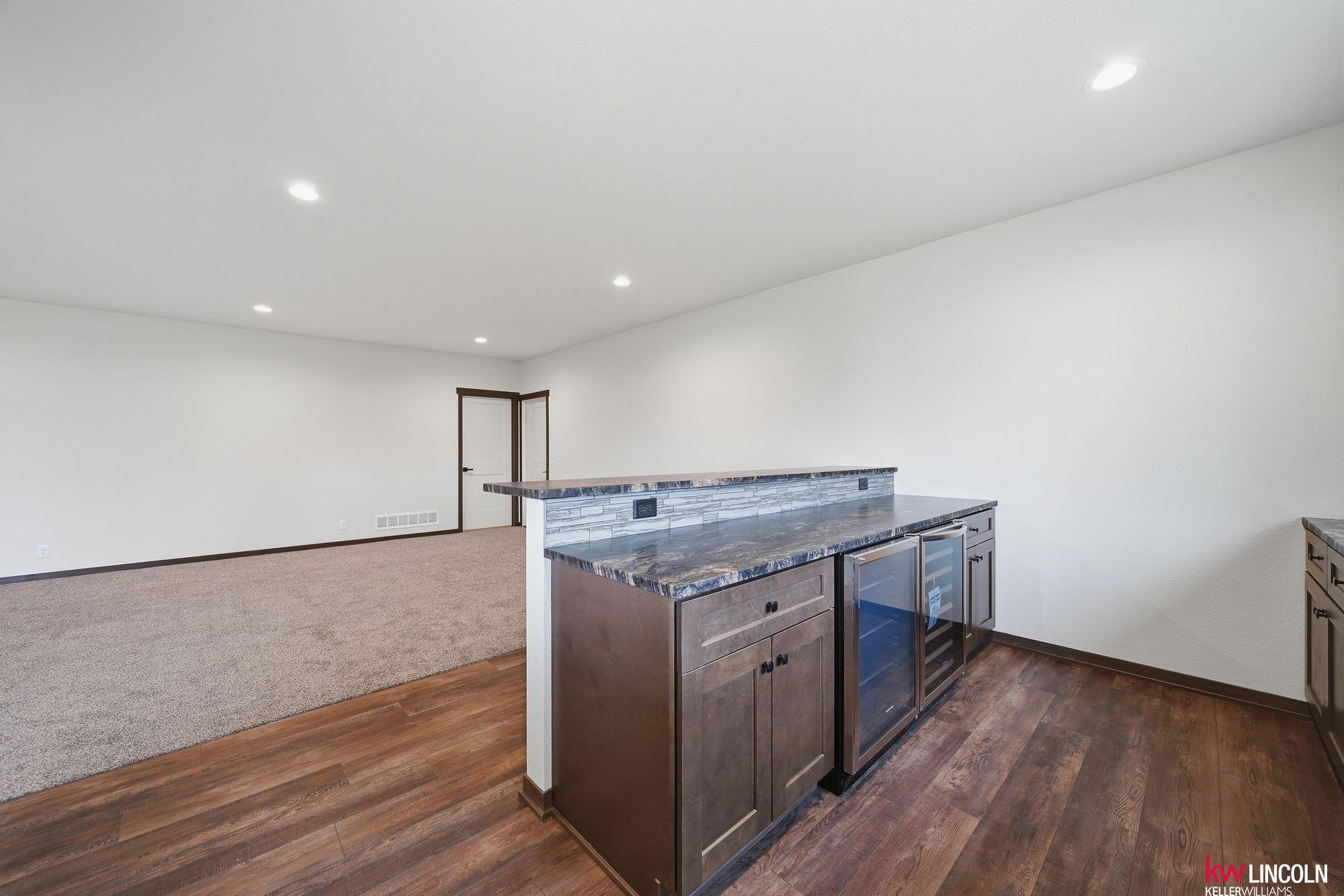 1044 Tuscan Trail, Hickman, NE, 68372