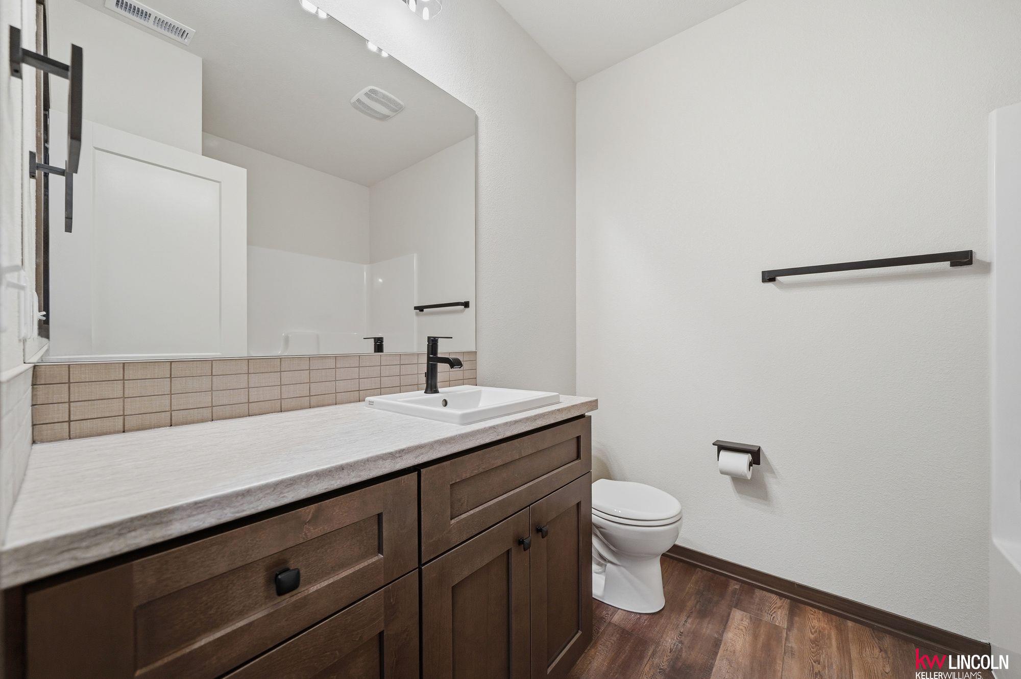 1044 Tuscan Trail, Hickman, NE, 68372