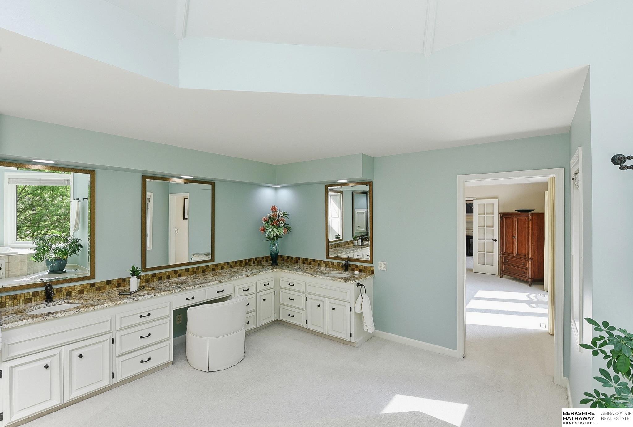 1506 133 Street, Omaha, NE, 68154