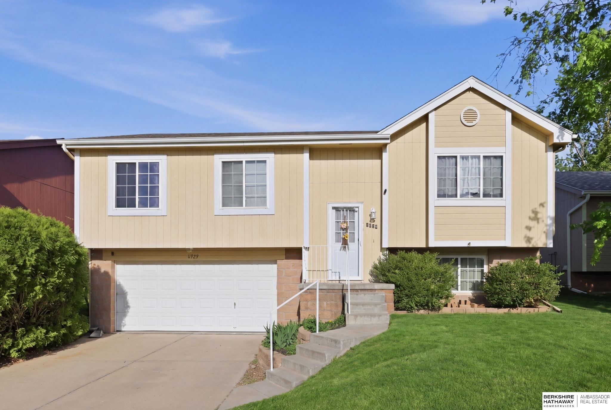 8929 78th Avenue Circle, Omaha, NE, 68122