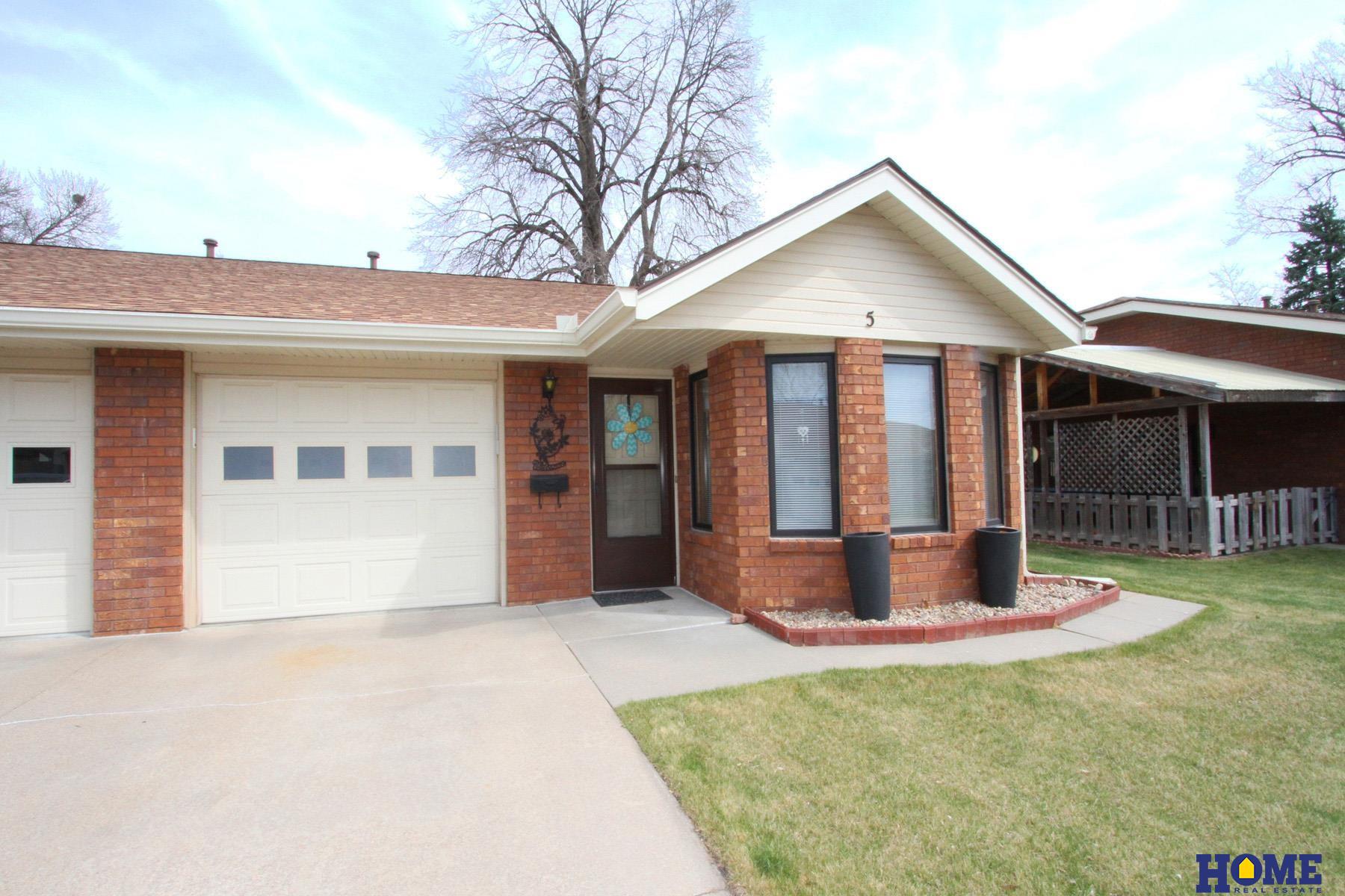 2244 S 33rd Street, Lincoln, NE, 68506