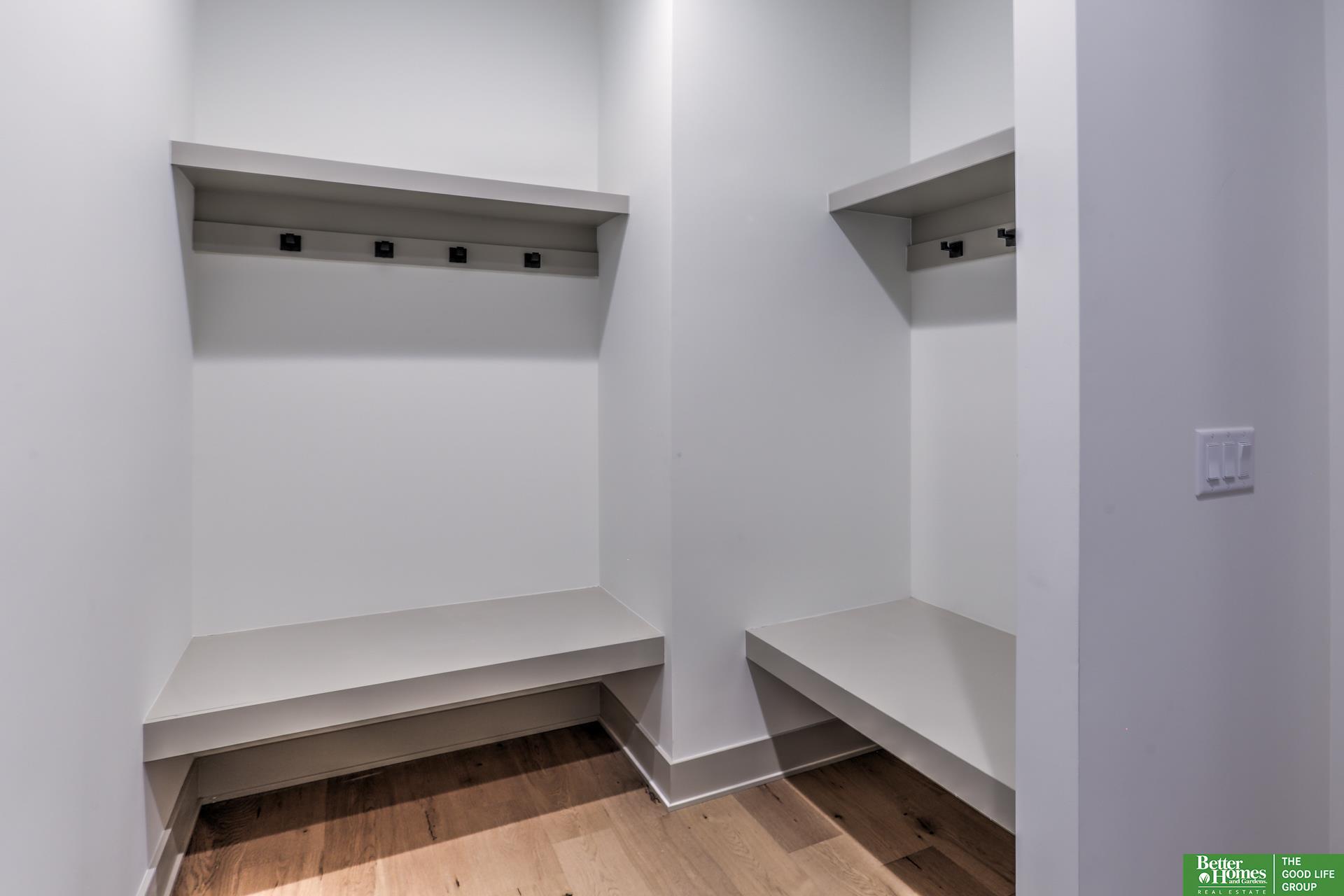 20970 Polk Street, Omaha, NE, 68022