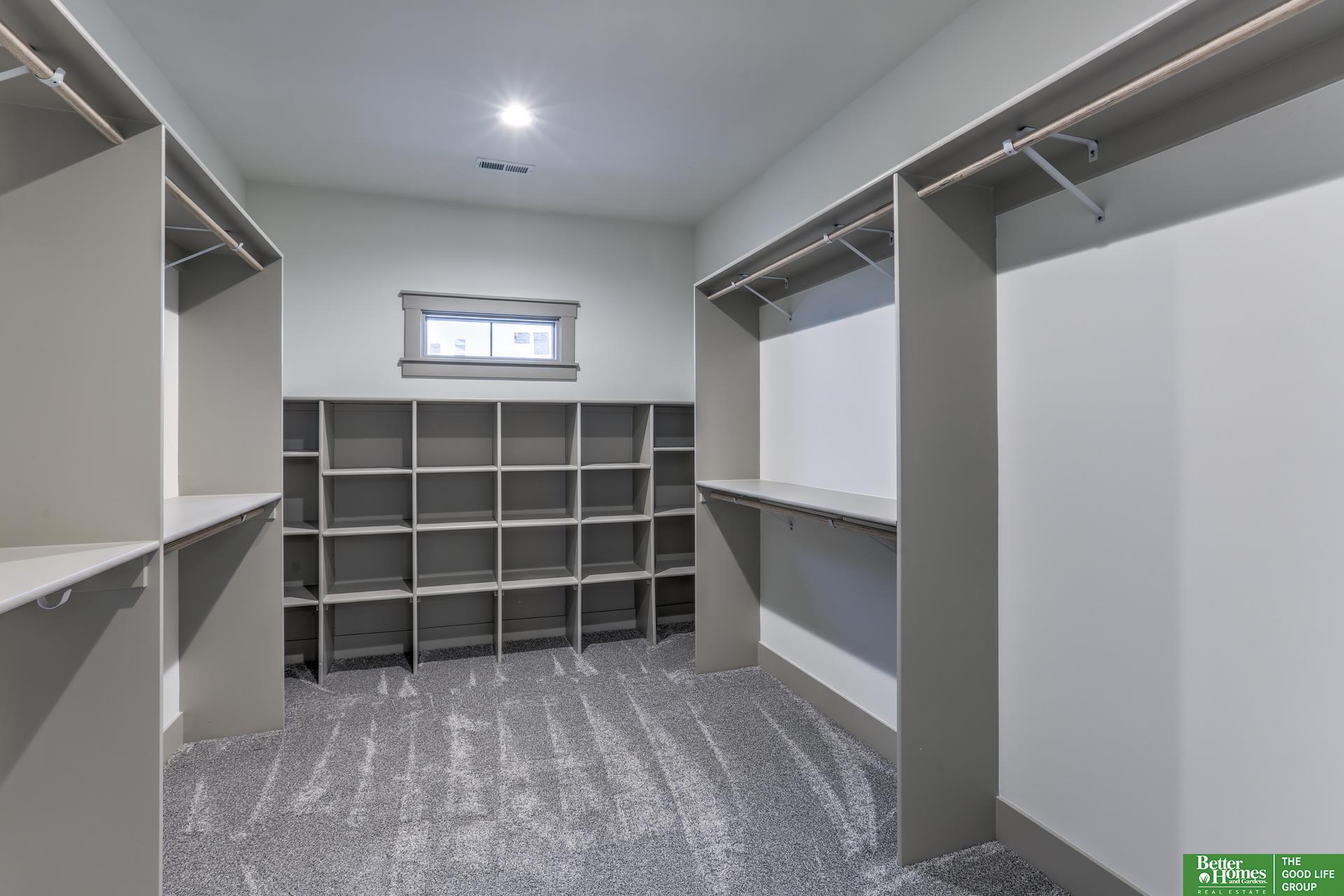 20970 Polk Street, Omaha, NE, 68022