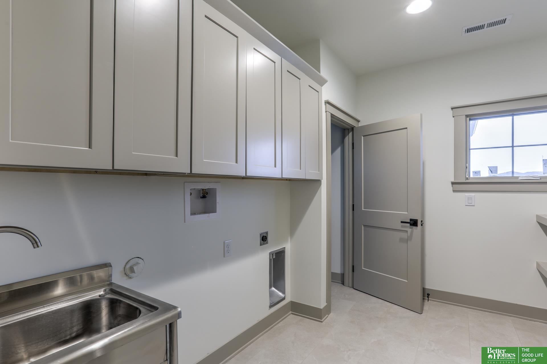 20970 Polk Street, Omaha, NE, 68022