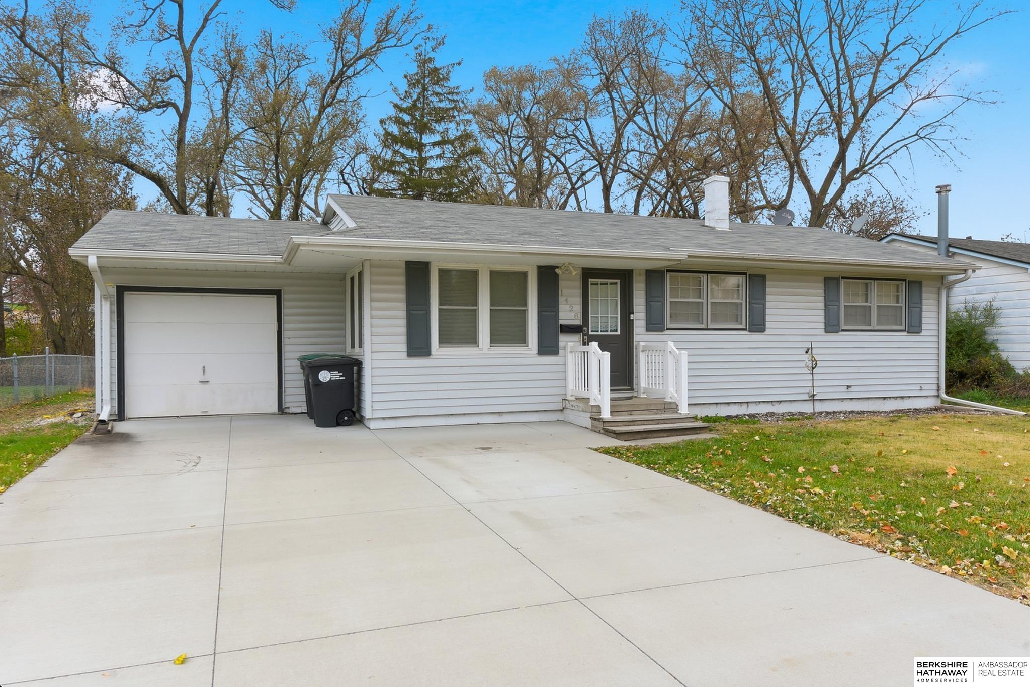 1428 Maenner Drive, Omaha