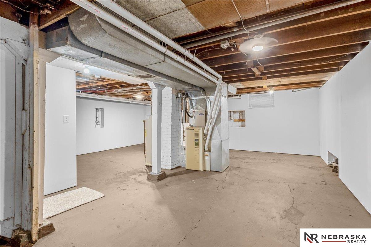 2244 S 33rd Street, Lincoln, NE, 68506