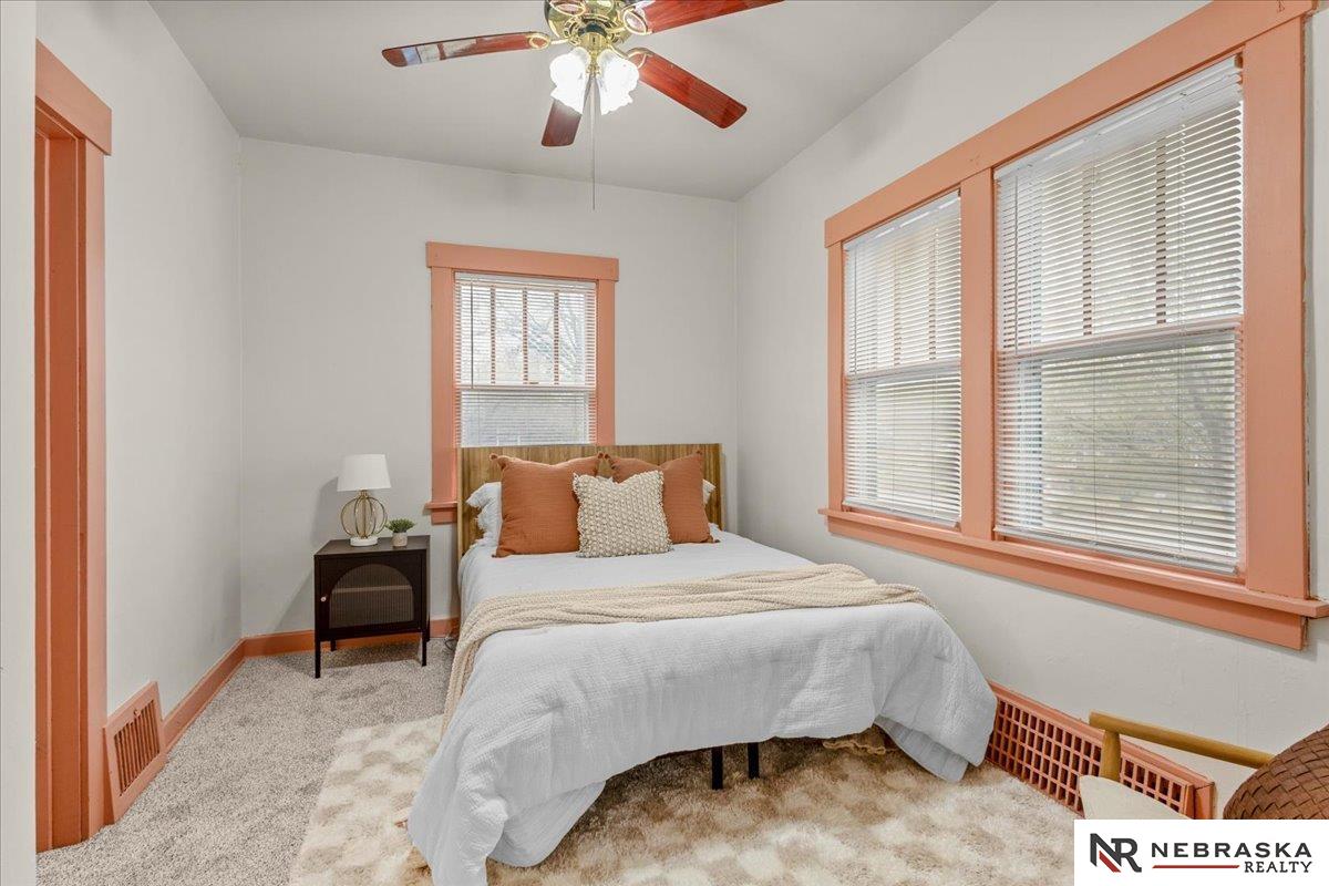 2244 S 33rd Street, Lincoln, NE, 68506