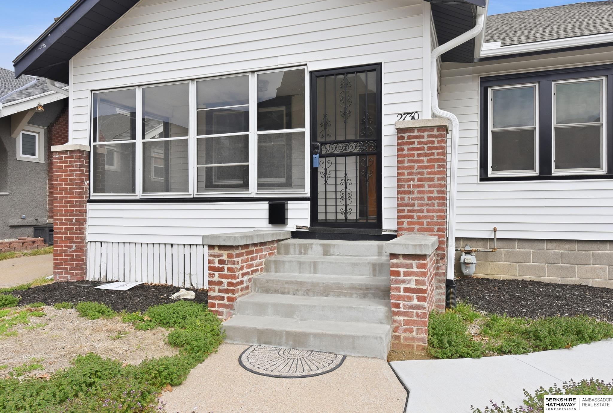 2730 Whitmore Street, Omaha, NE, 68112