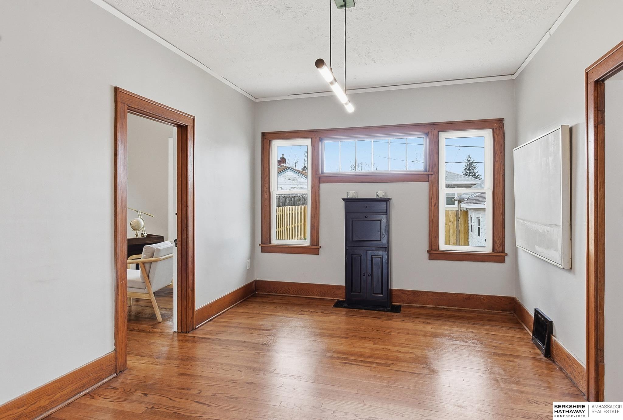 2730 Whitmore Street, Omaha, NE, 68112