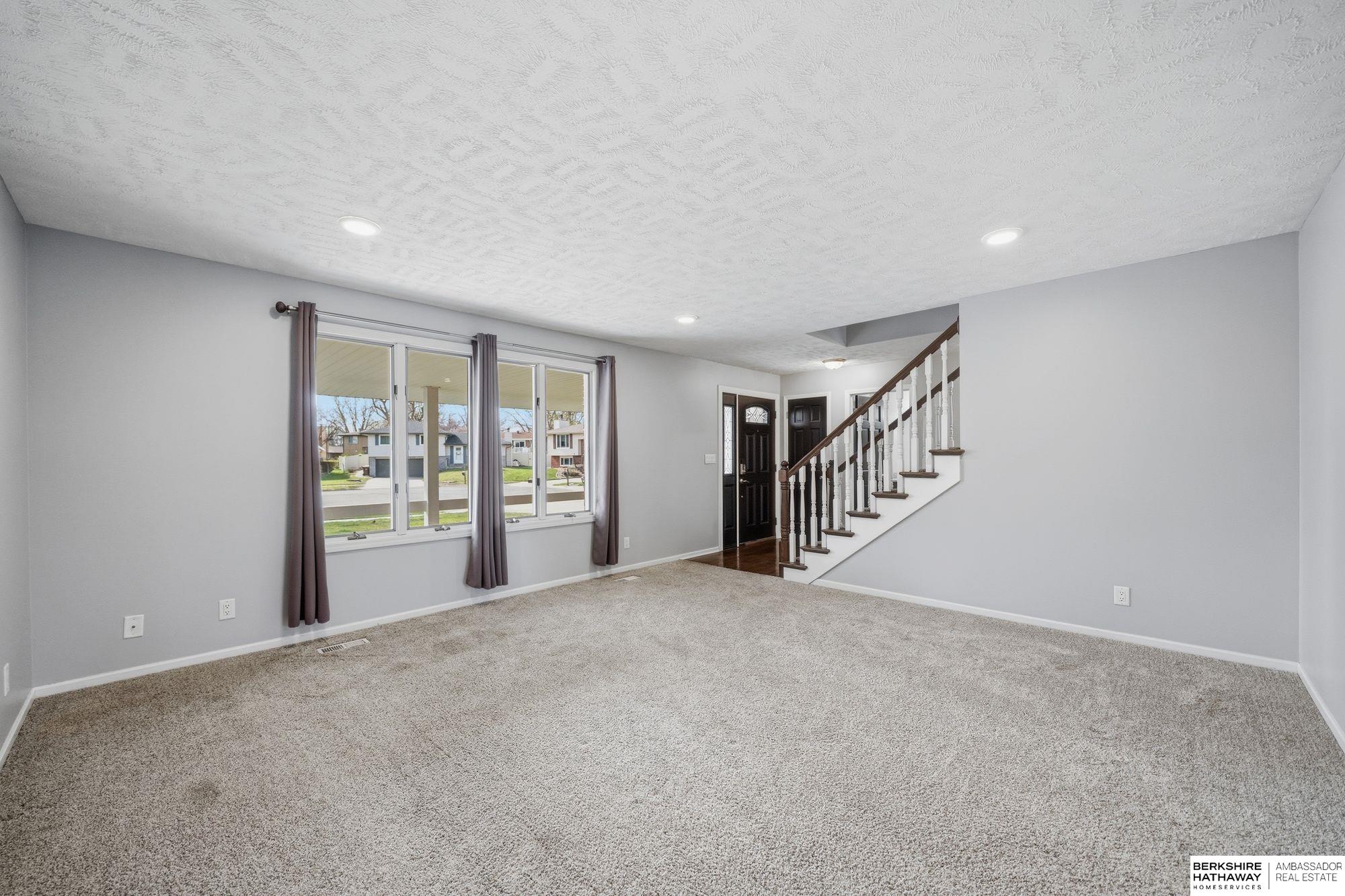 7210 Knox Court, Lincoln, NE, 68507