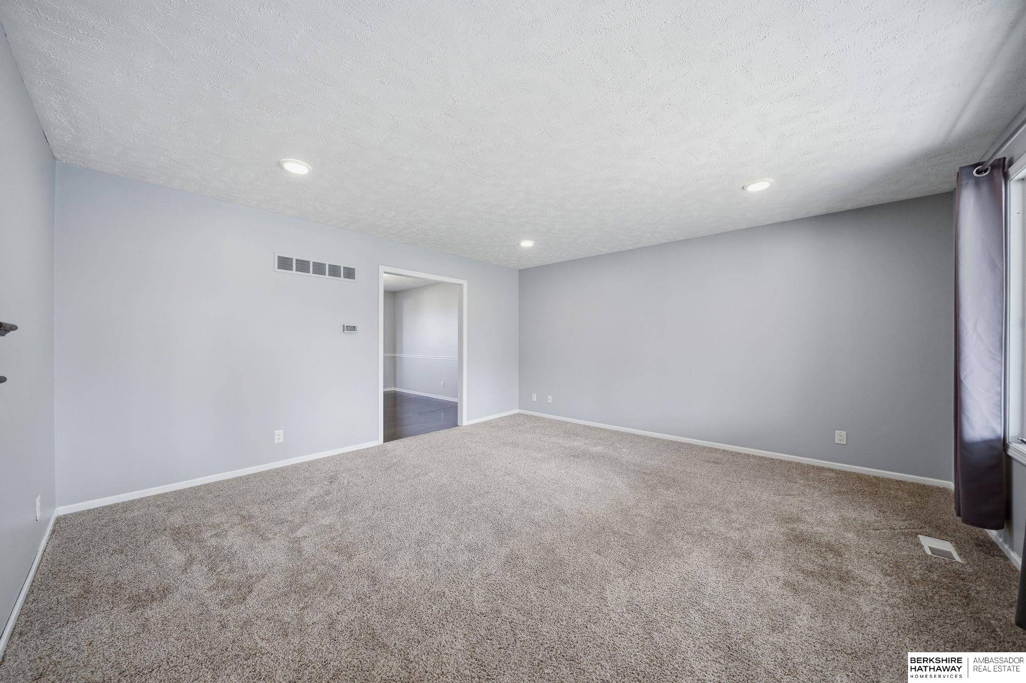 7210 Knox Court, Lincoln, NE, 68507