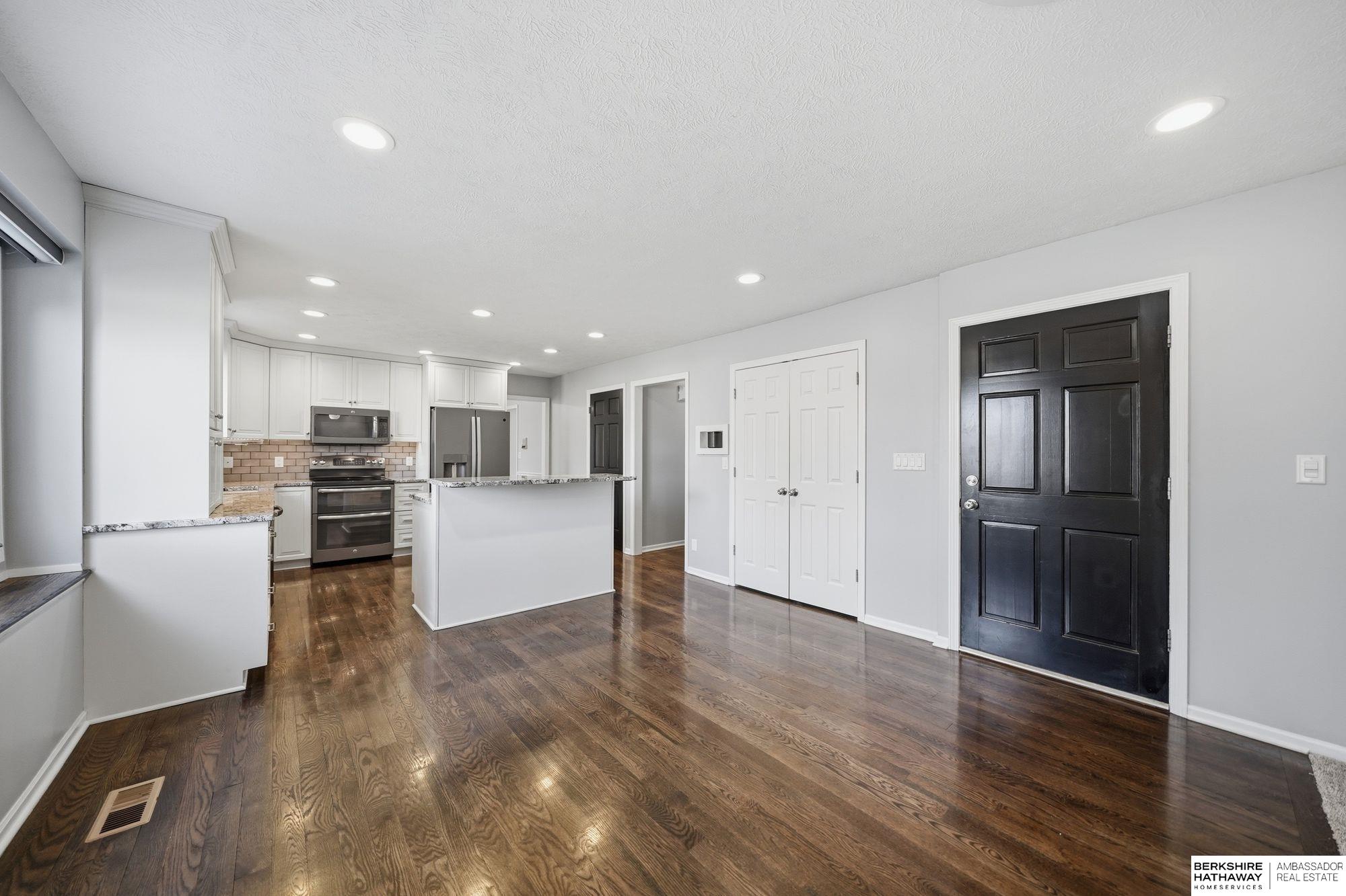 7210 Knox Court, Lincoln, NE, 68507