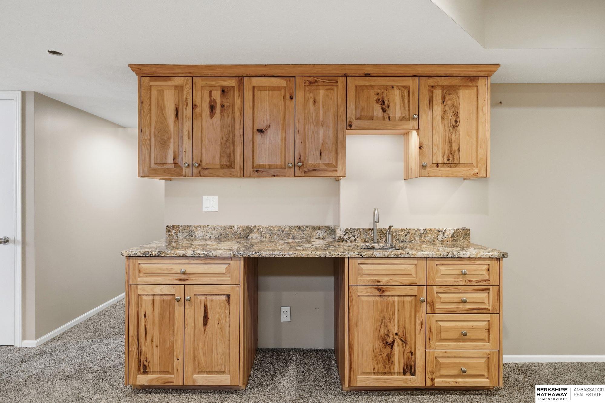 7210 Knox Court, Lincoln, NE, 68507