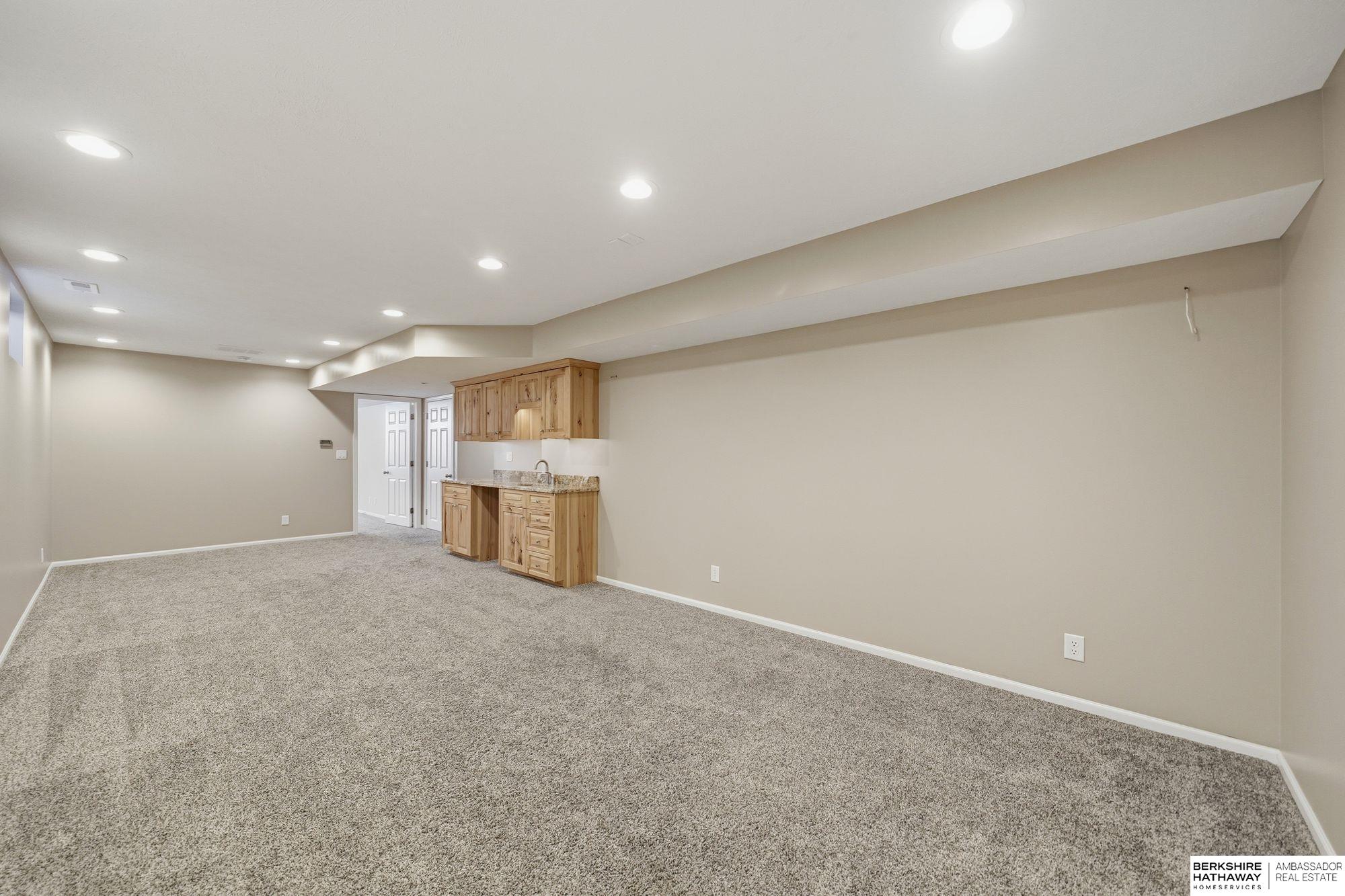 7210 Knox Court, Lincoln, NE, 68507