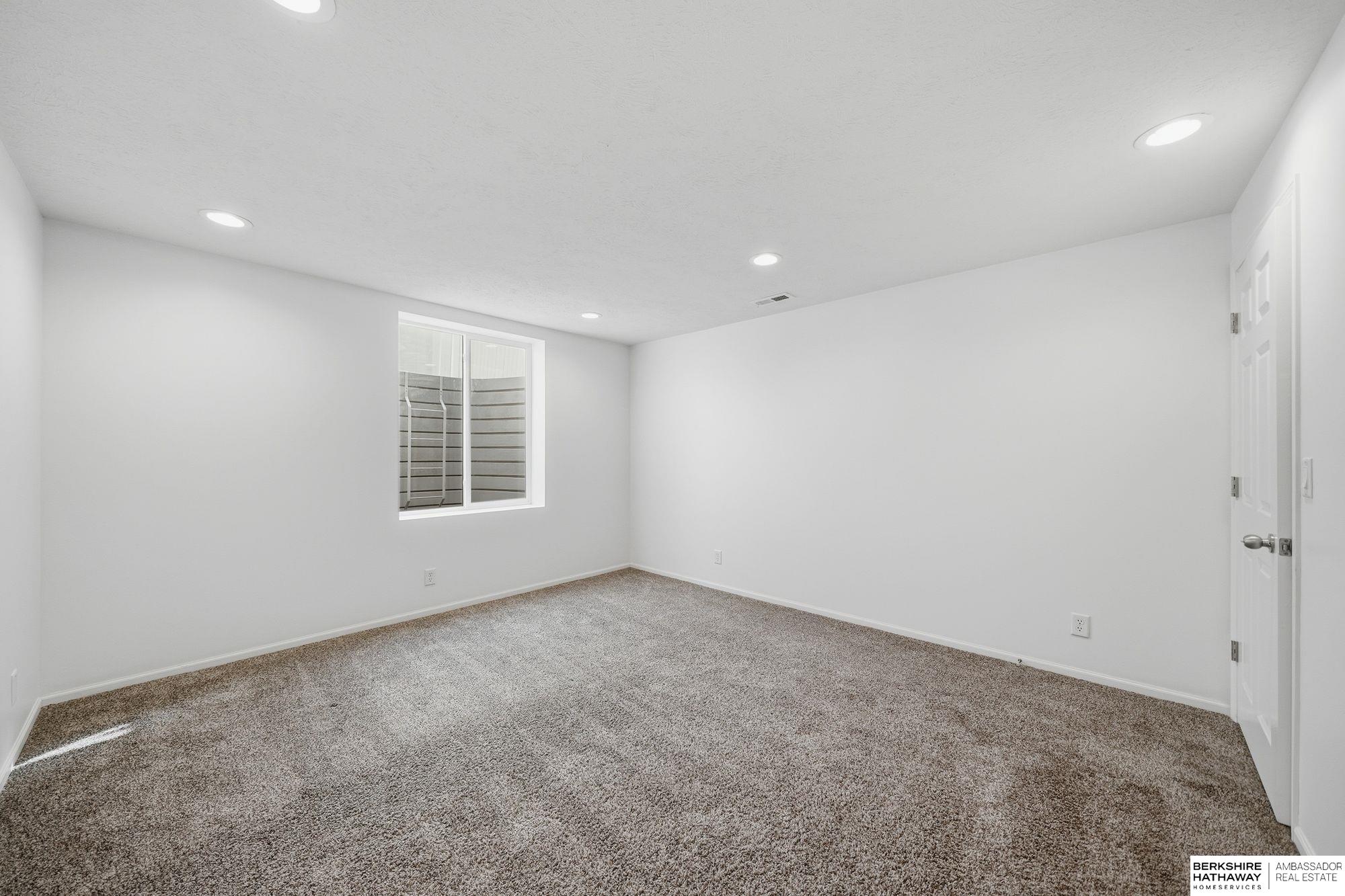 7210 Knox Court, Lincoln, NE, 68507