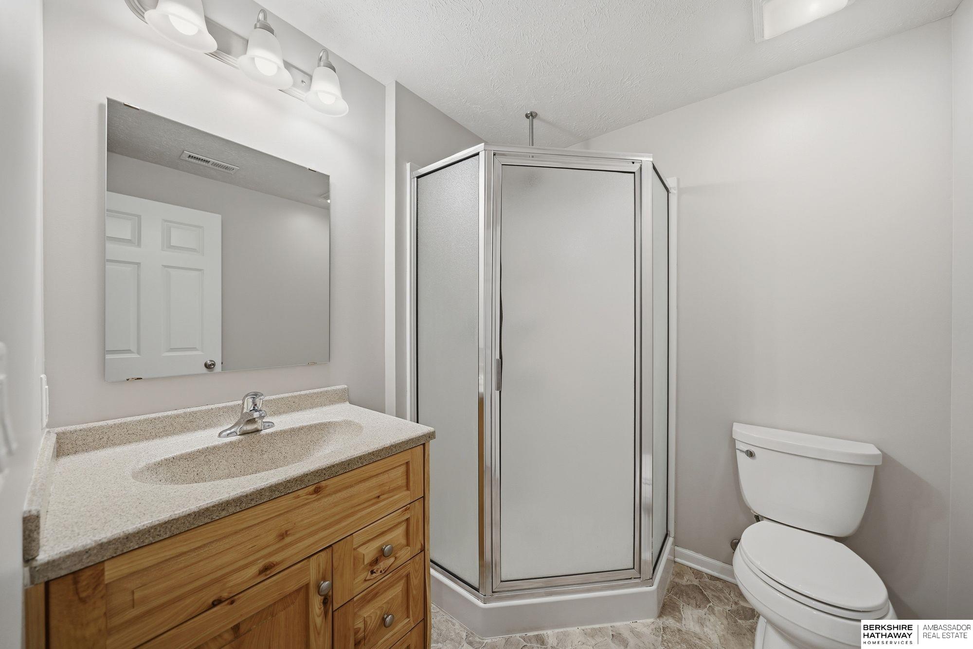 7210 Knox Court, Lincoln, NE, 68507