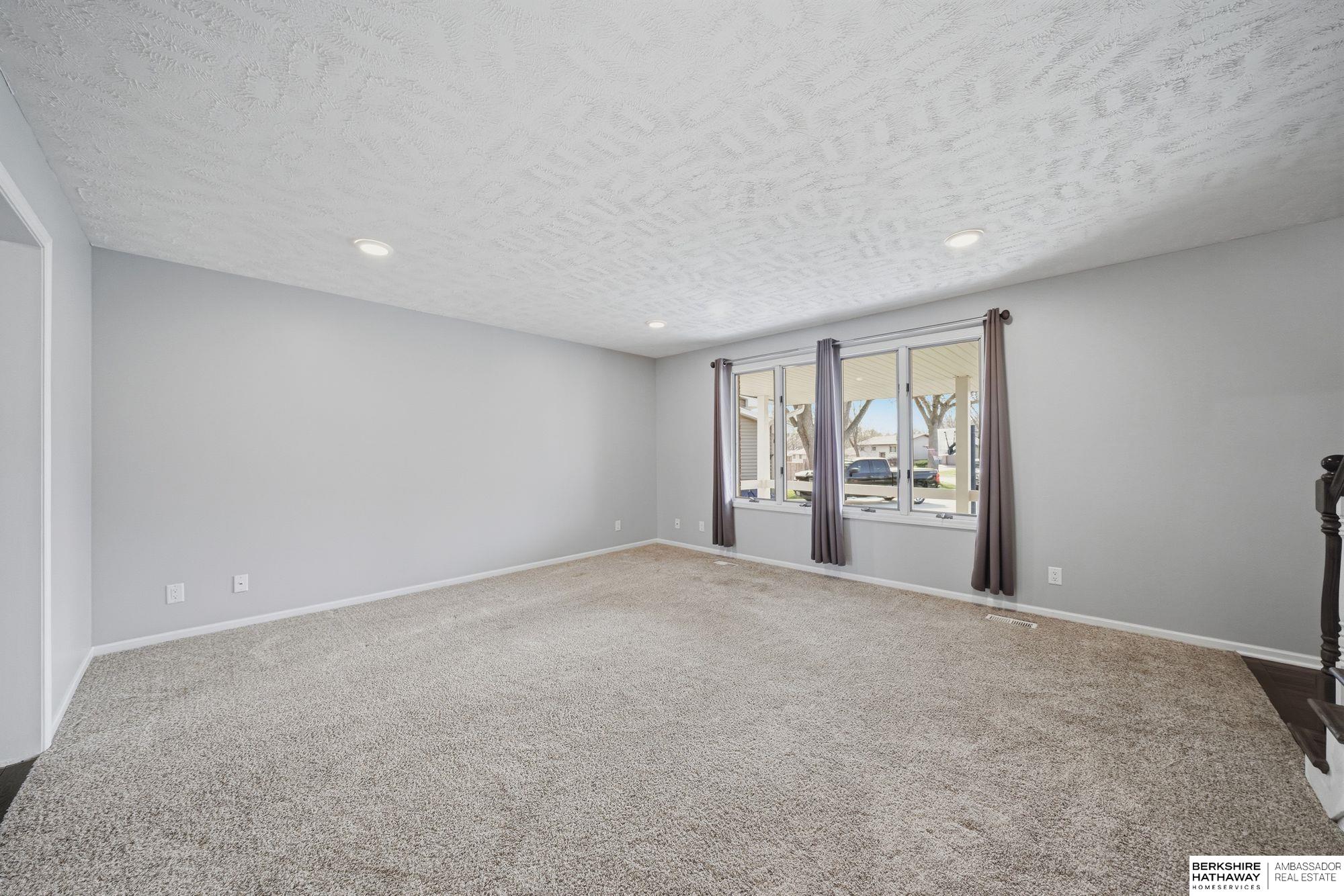 7210 Knox Court, Lincoln, NE, 68507