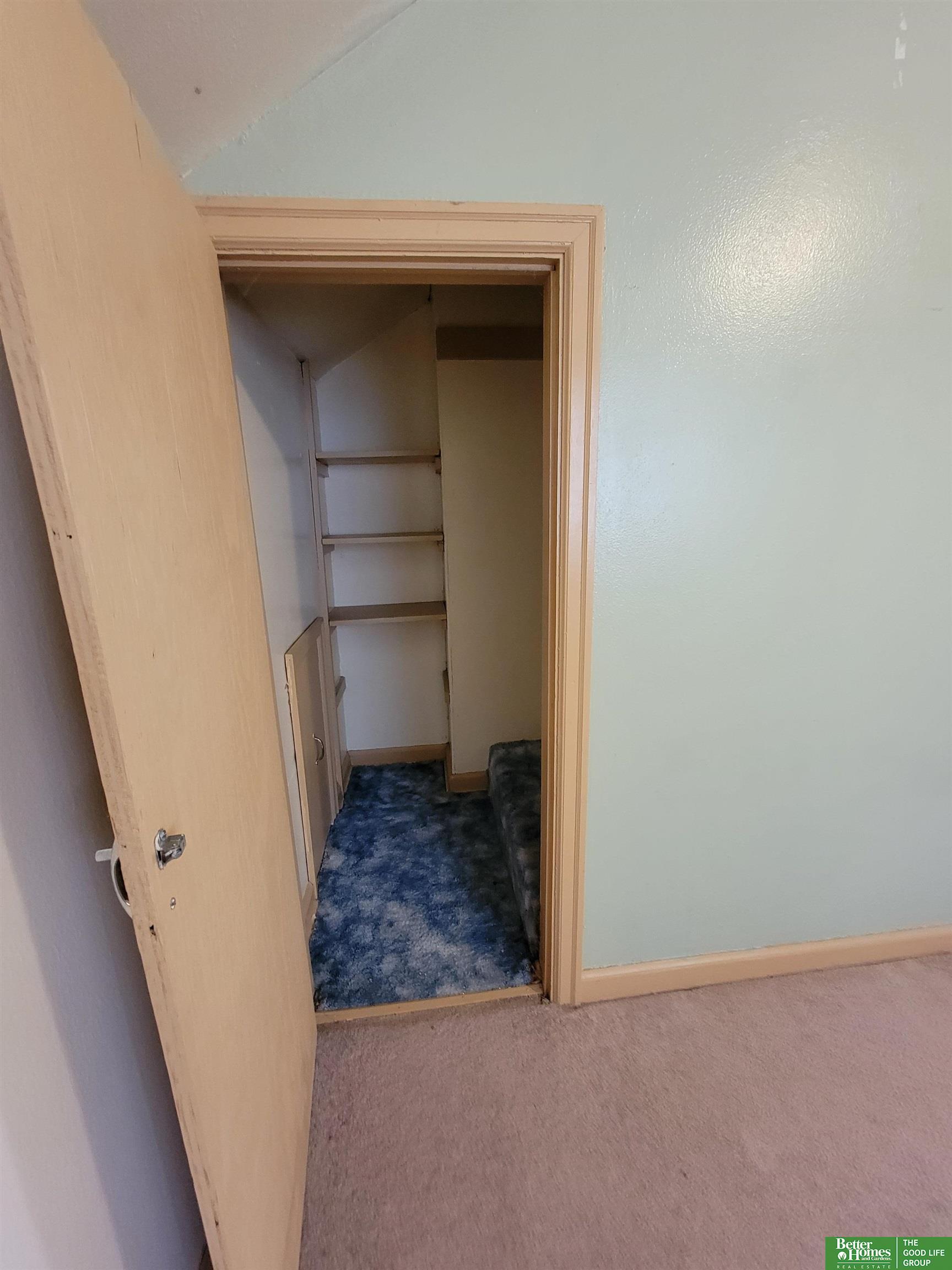 1121 East Avenue, York, NE, 68467