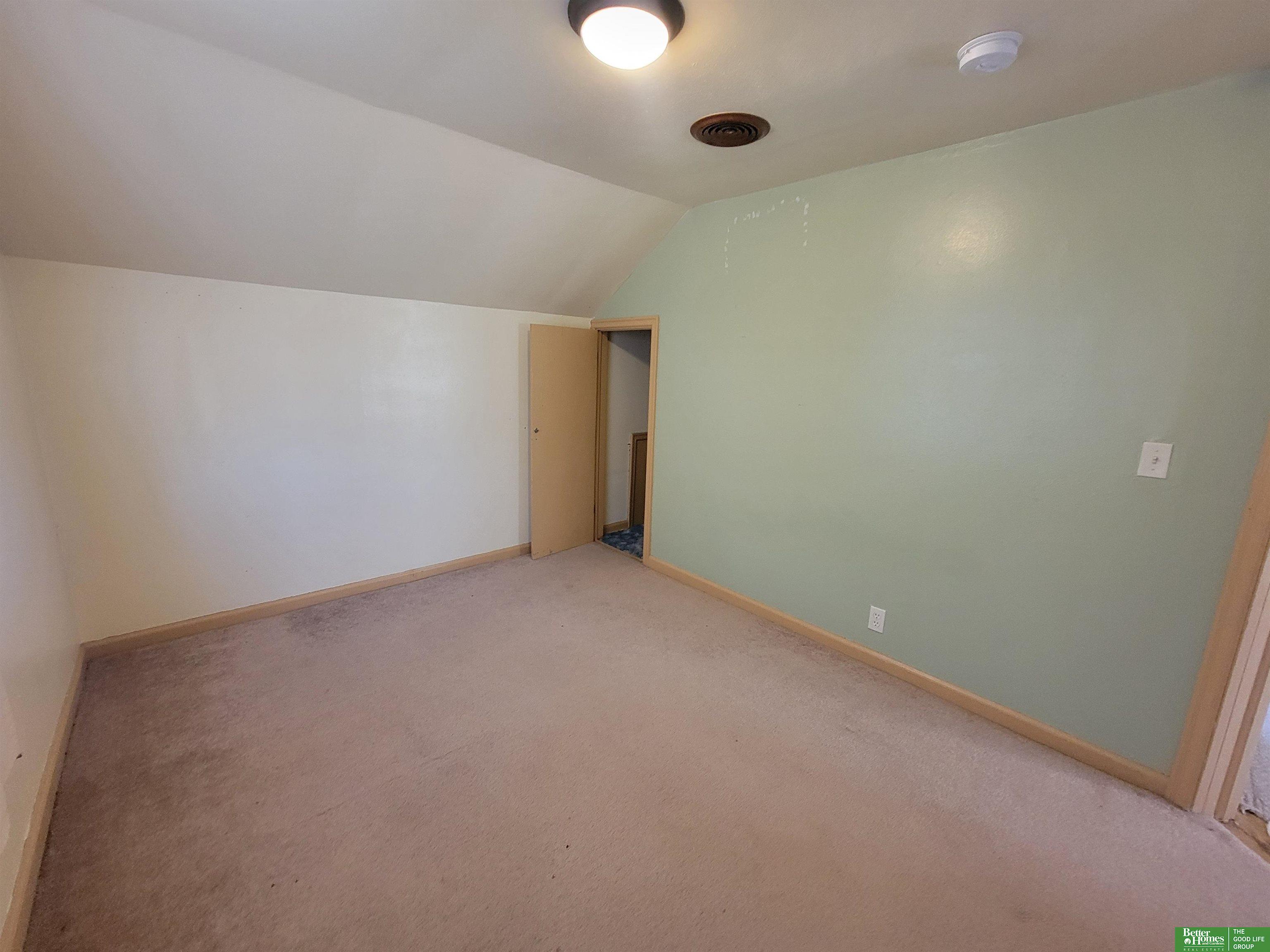 1121 East Avenue, York, NE, 68467