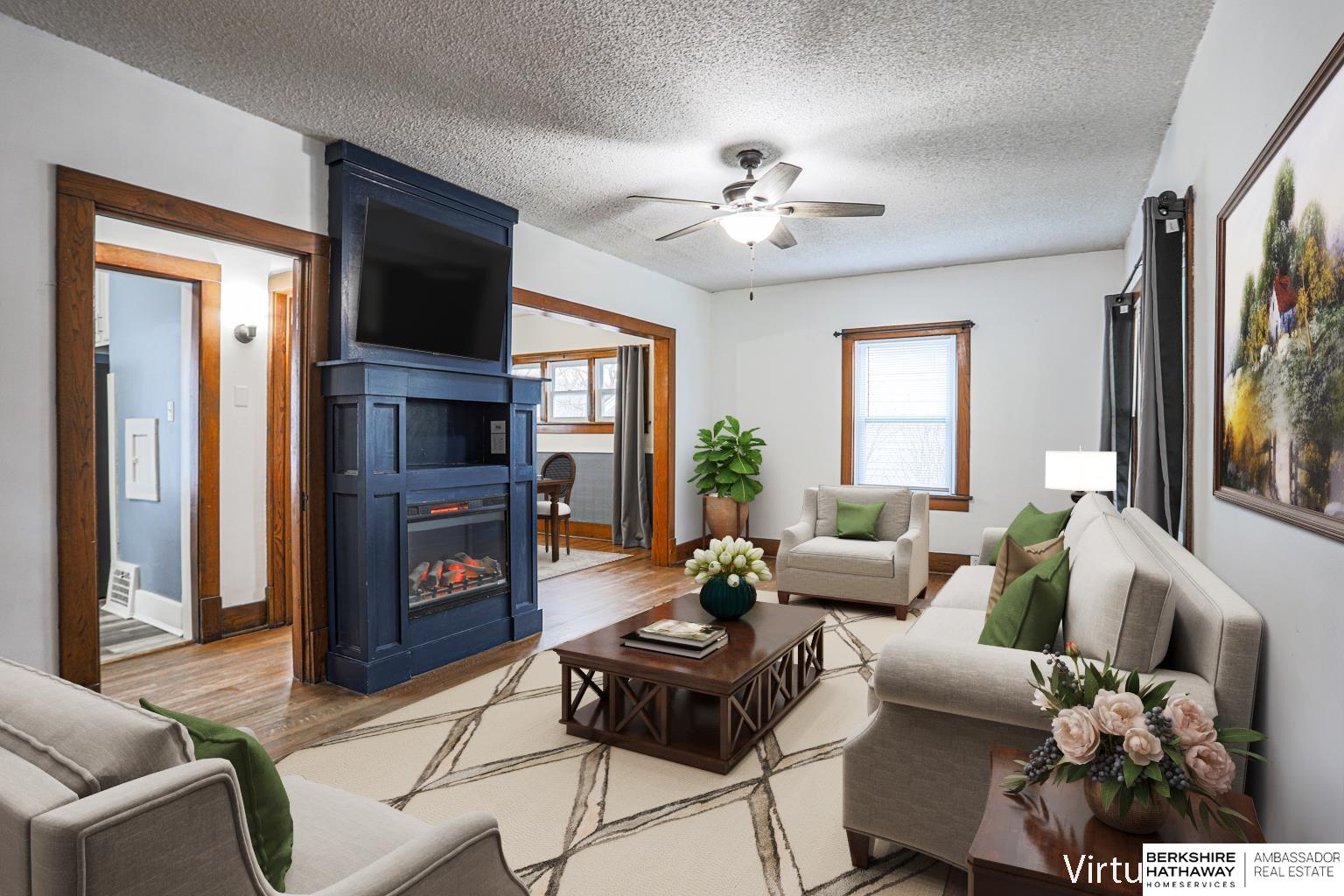 111 Locust Lodge Avenue, Council Bluffs, IA, 51503