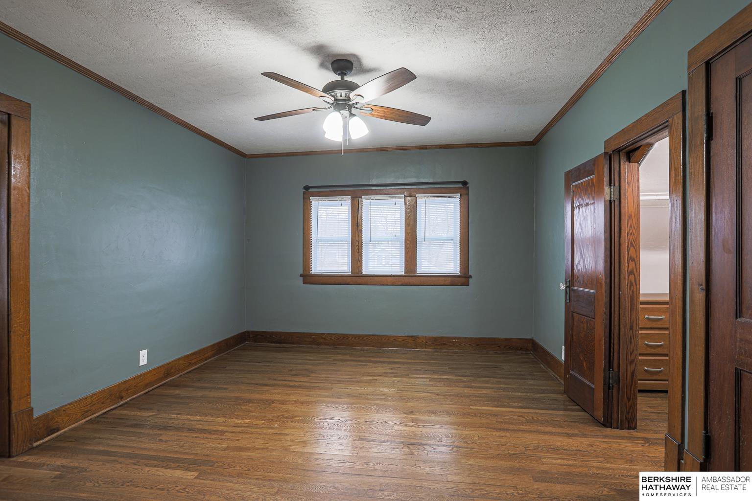 111 Locust Lodge Avenue, Council Bluffs, IA, 51503