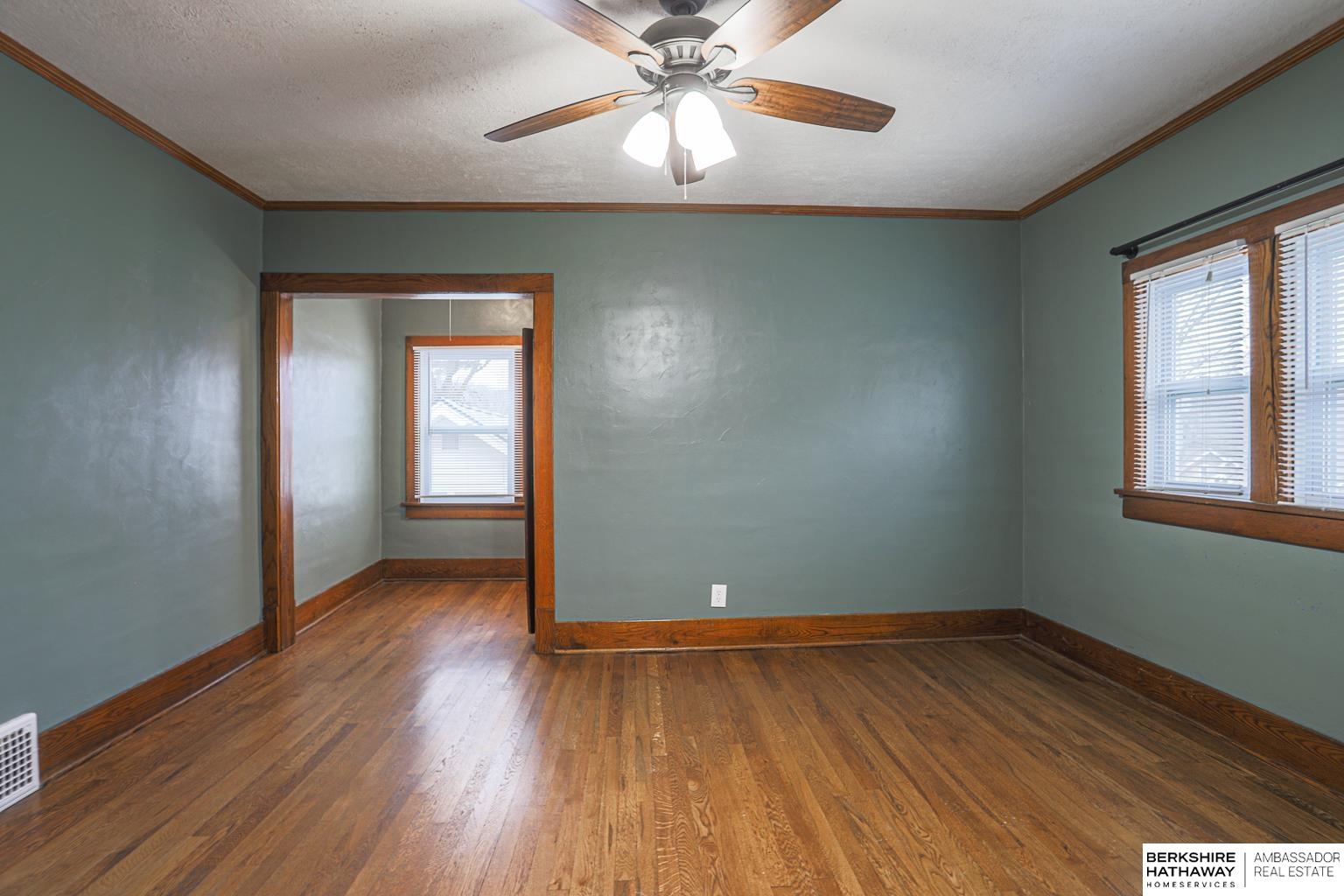 111 Locust Lodge Avenue, Council Bluffs, IA, 51503