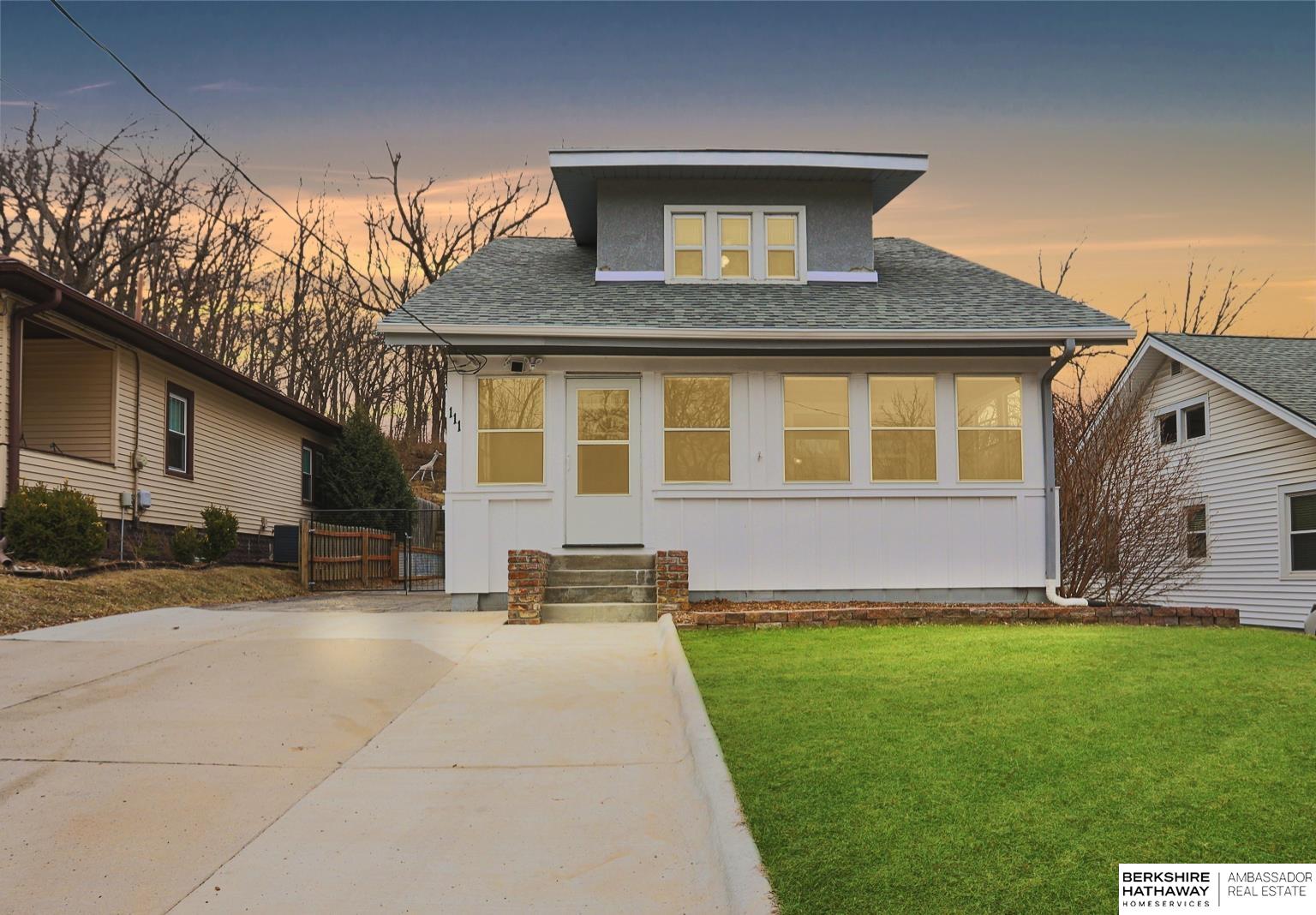 111 Locust Lodge Avenue, Council Bluffs, IA, 51503