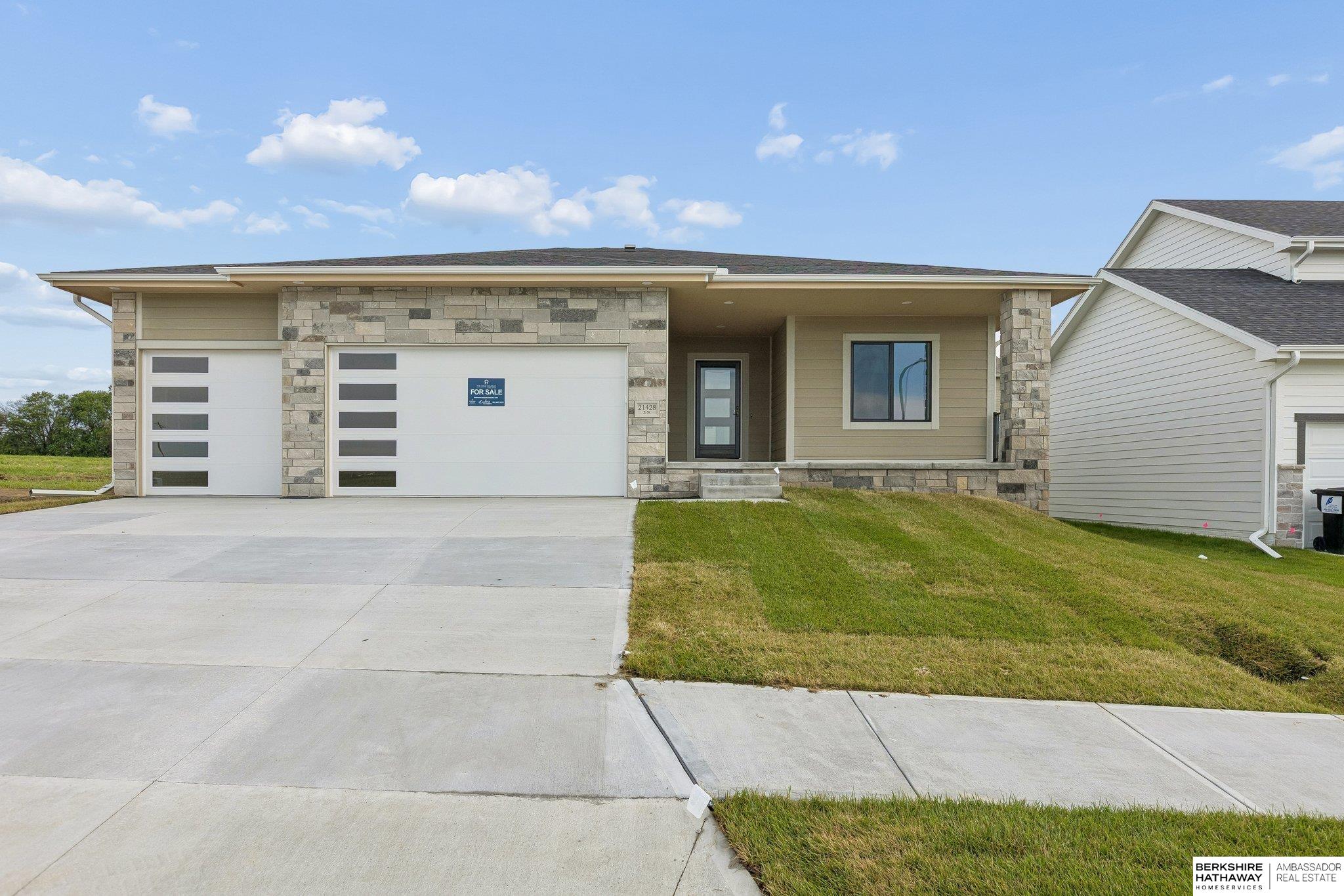 Photo of 21428 Z Street Elkhorn NE 68022