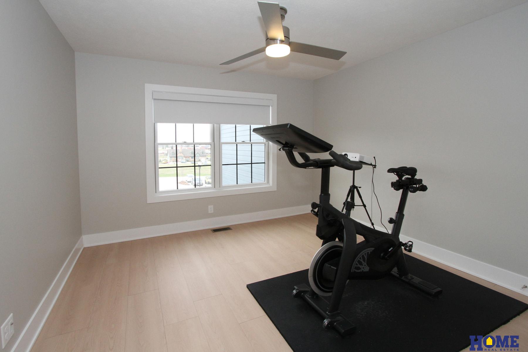 7205 Kentwell Lane, Lincoln, NE, 68516