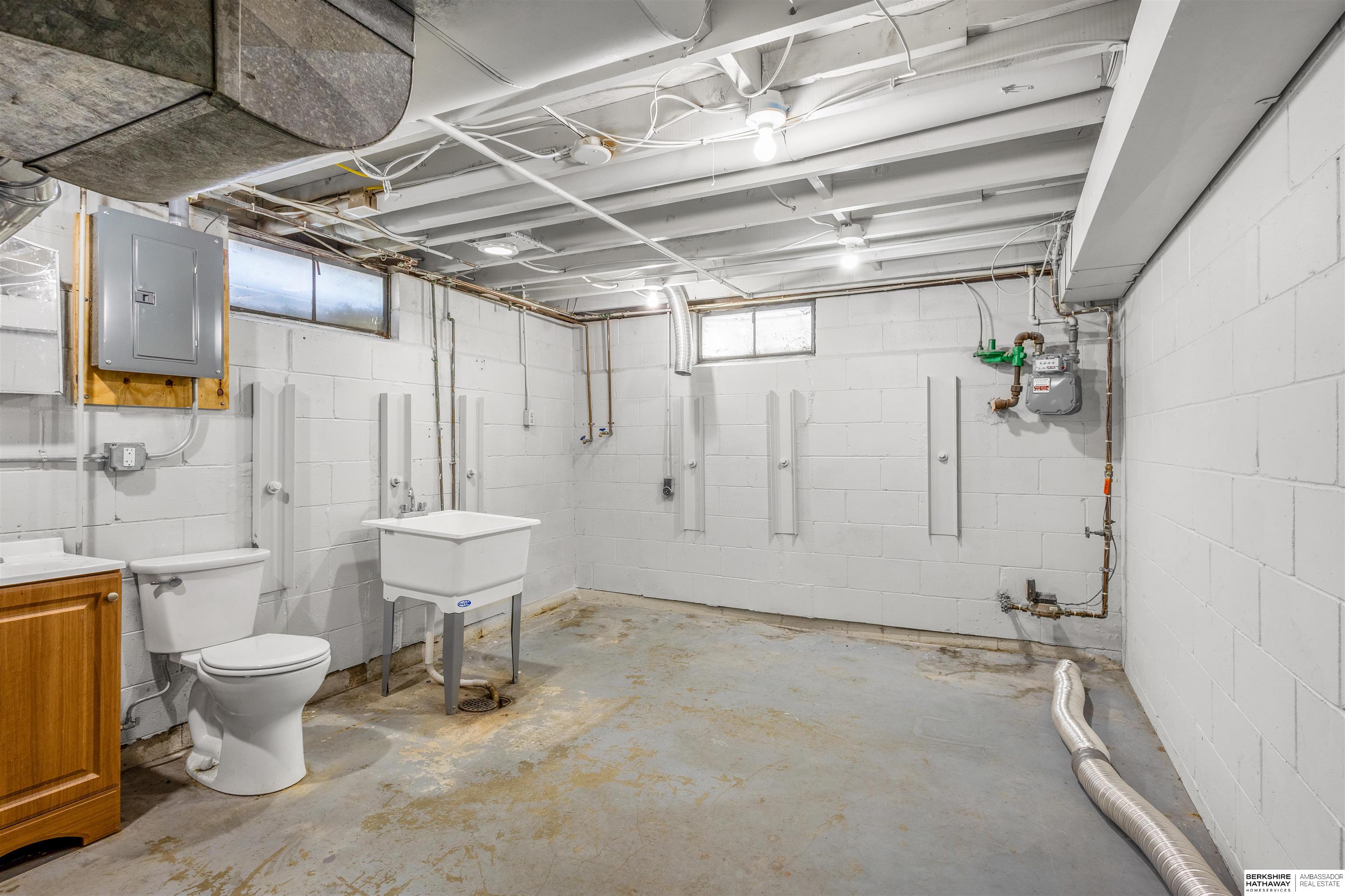 5230 Ervin Street, Lincoln, NE, 68504