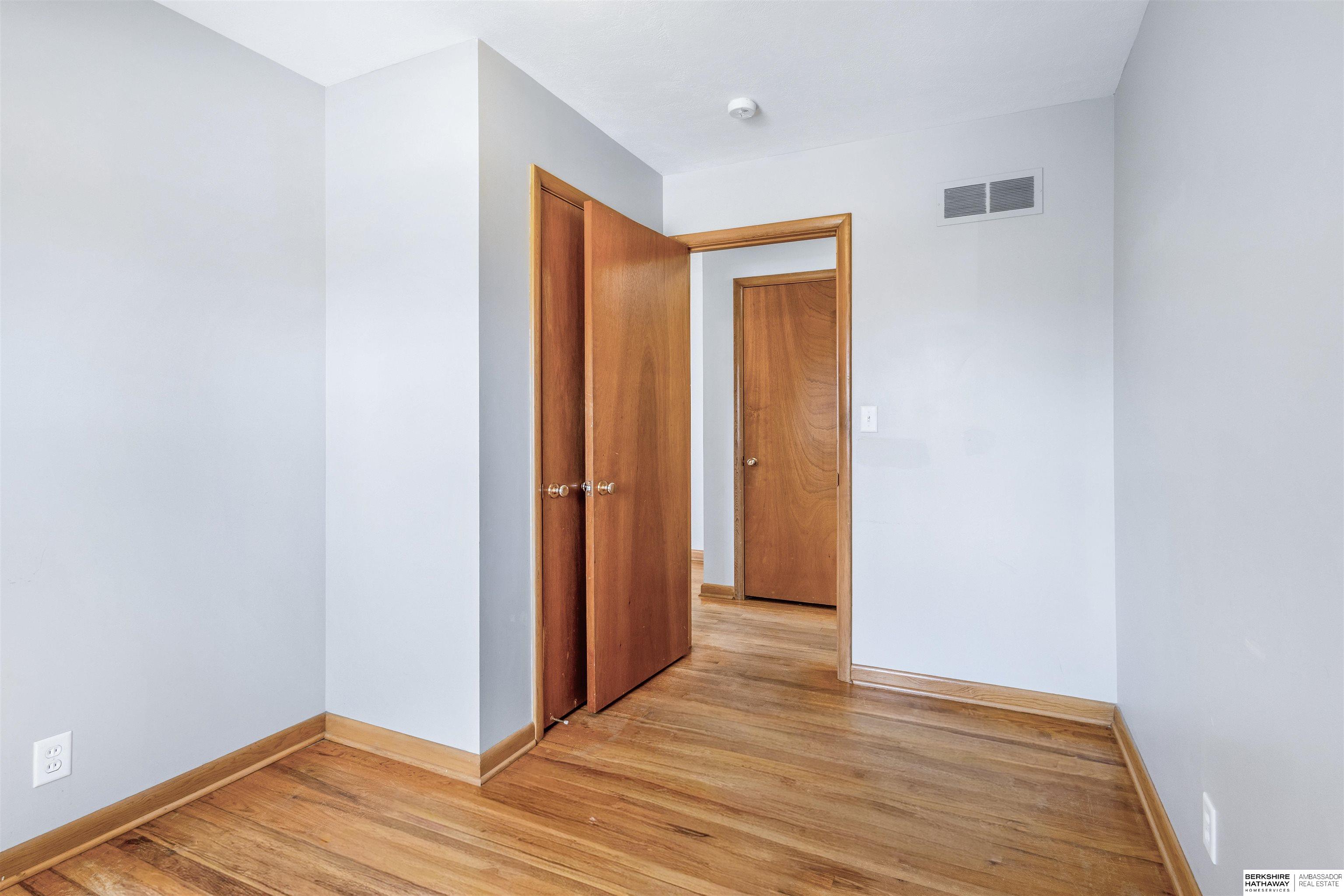 5230 Ervin Street, Lincoln, NE, 68504