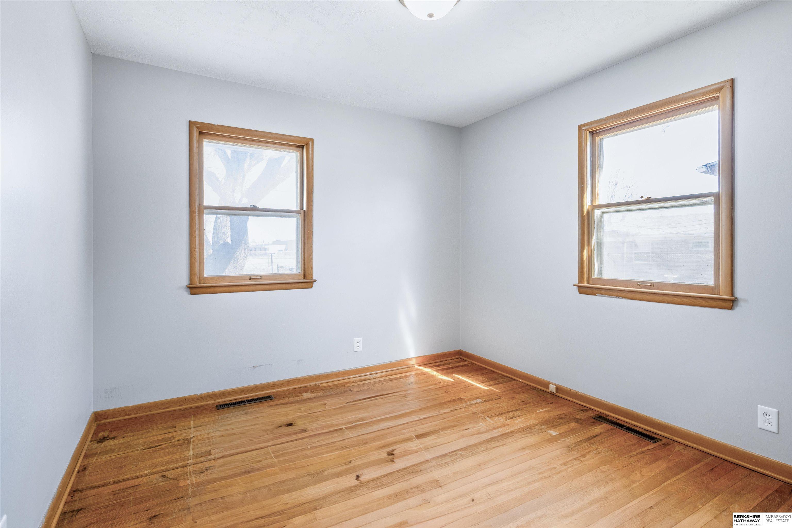 5230 Ervin Street, Lincoln, NE, 68504