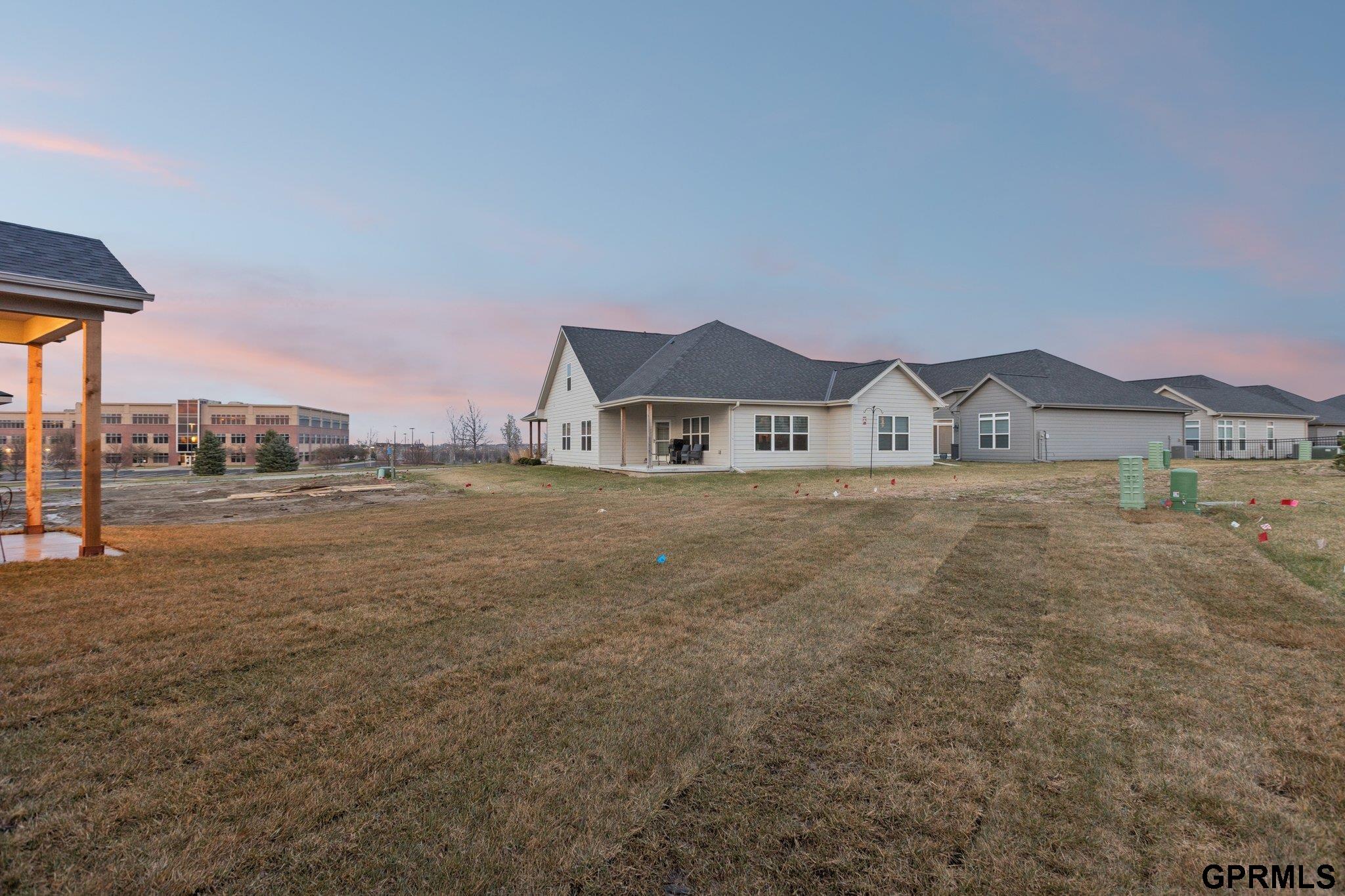 6317 208 Avenue, Elkhorn, NE, 68022