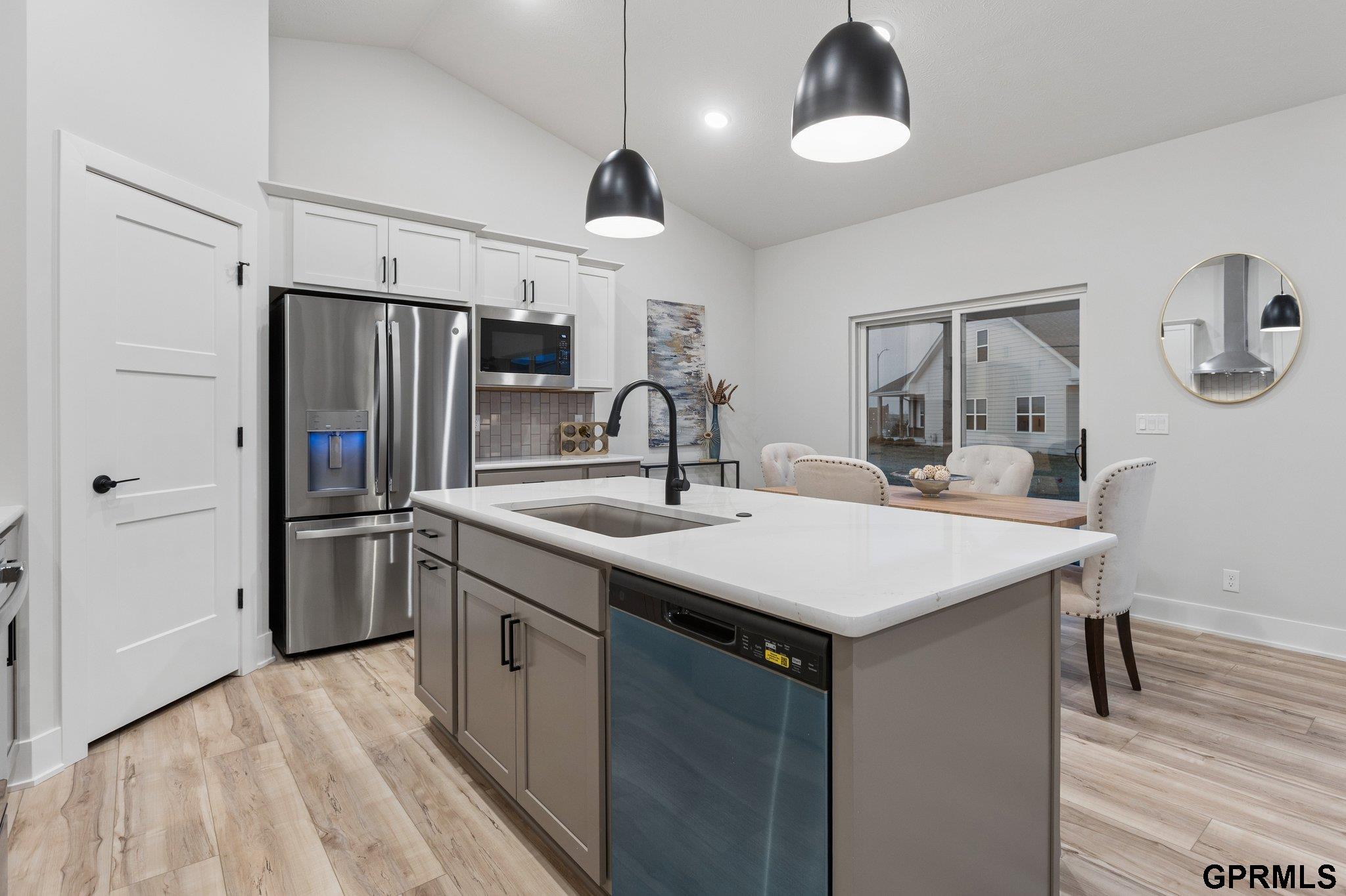 6317 208 Avenue, Elkhorn, NE, 68022