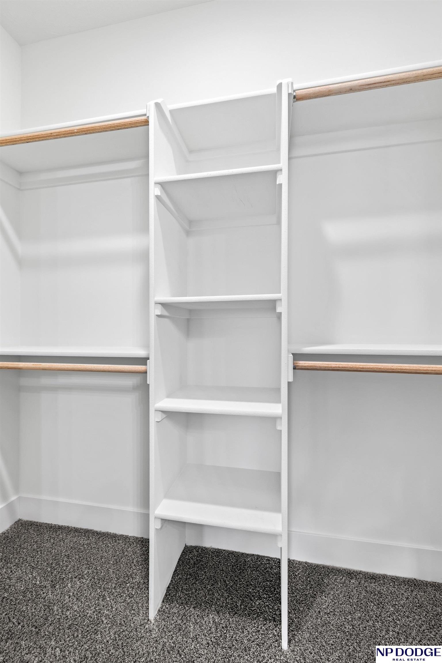 11926 S 117 Street, Papillion, NE, 68046