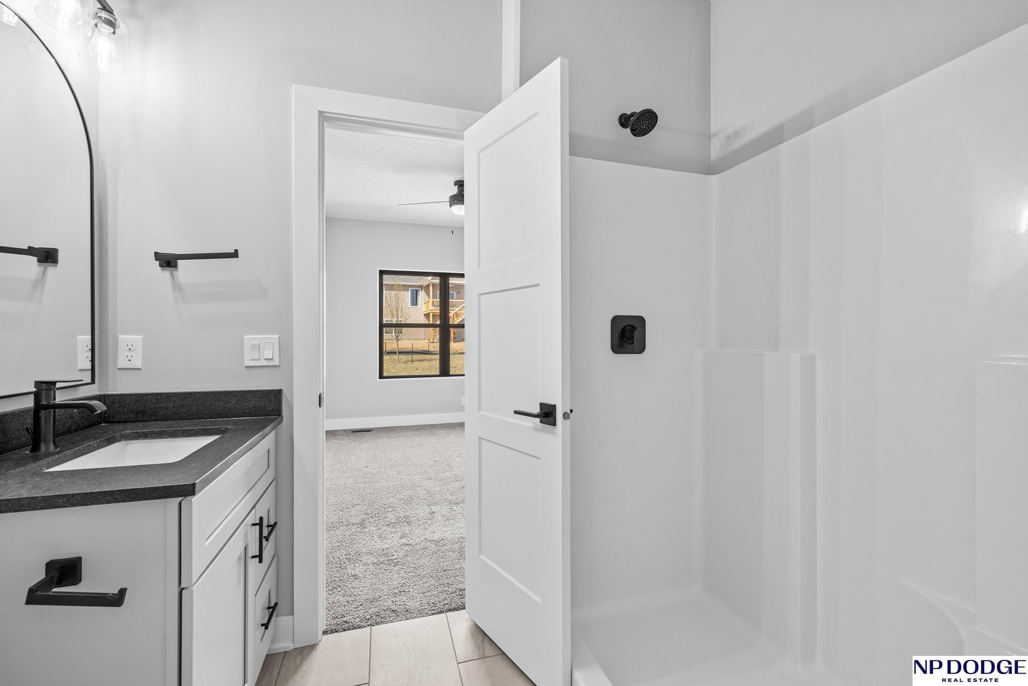 11926 S 117 Street, Papillion, NE, 68046