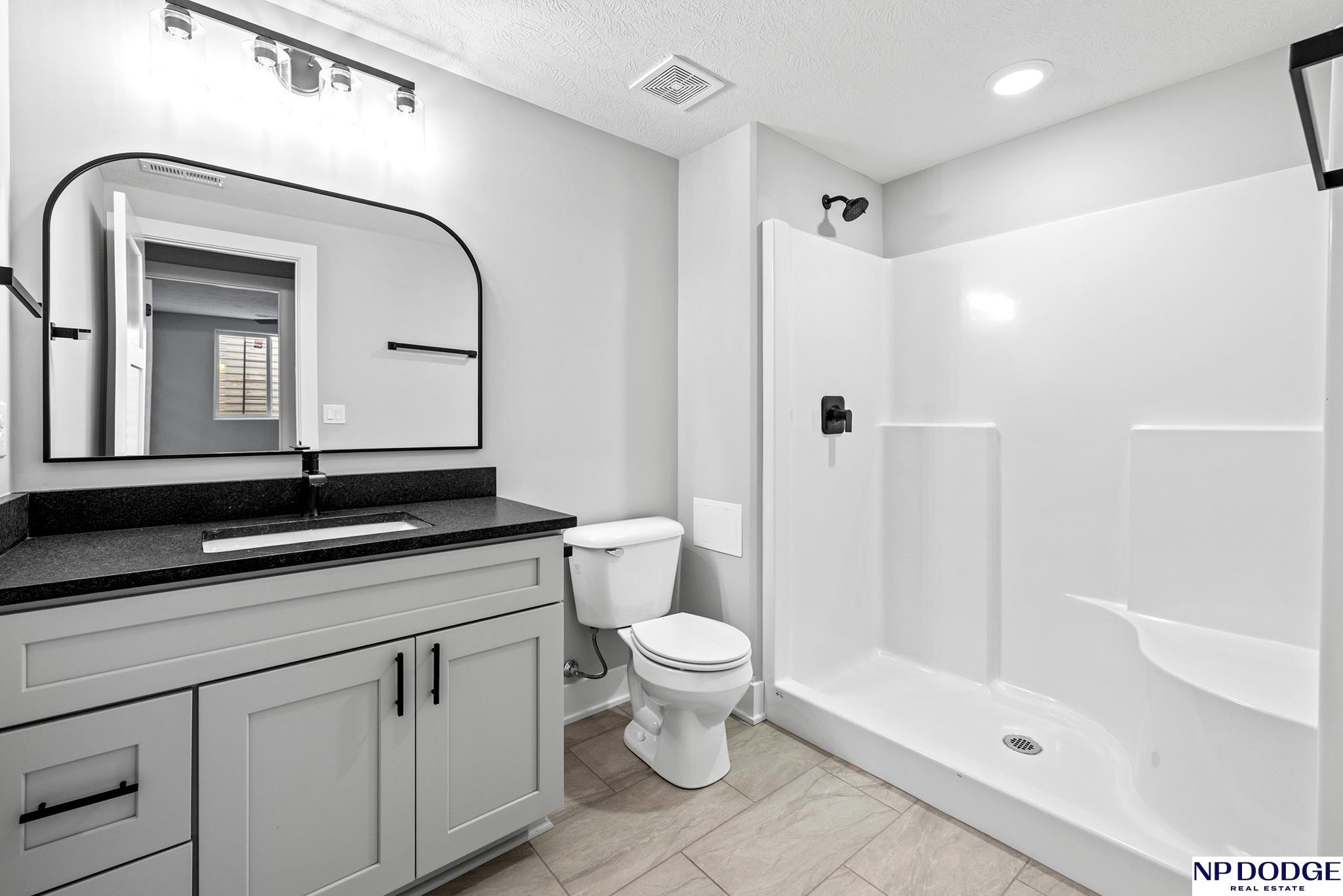 11926 S 117 Street, Papillion, NE, 68046