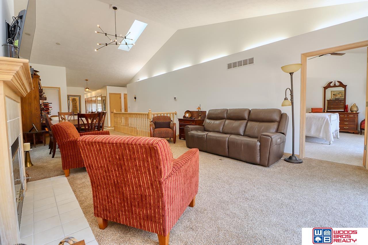 6925 Forest Lake Boulevard, Lincoln, NE, 68516