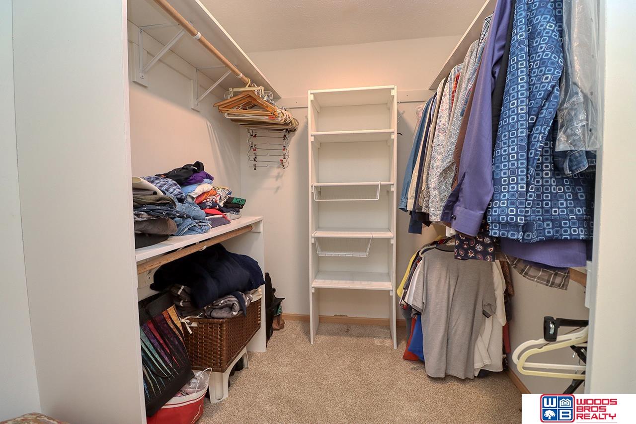 6925 Forest Lake Boulevard, Lincoln, NE, 68516