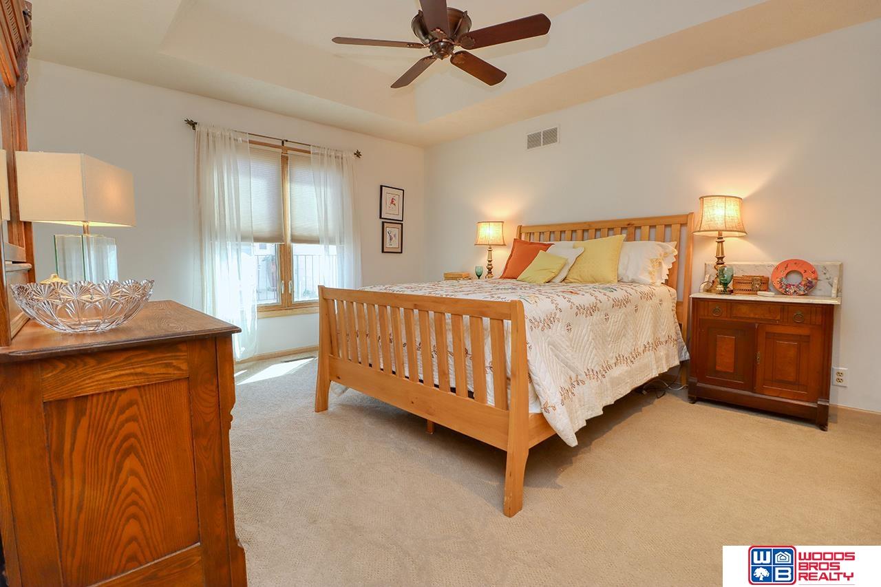 6925 Forest Lake Boulevard, Lincoln, NE, 68516