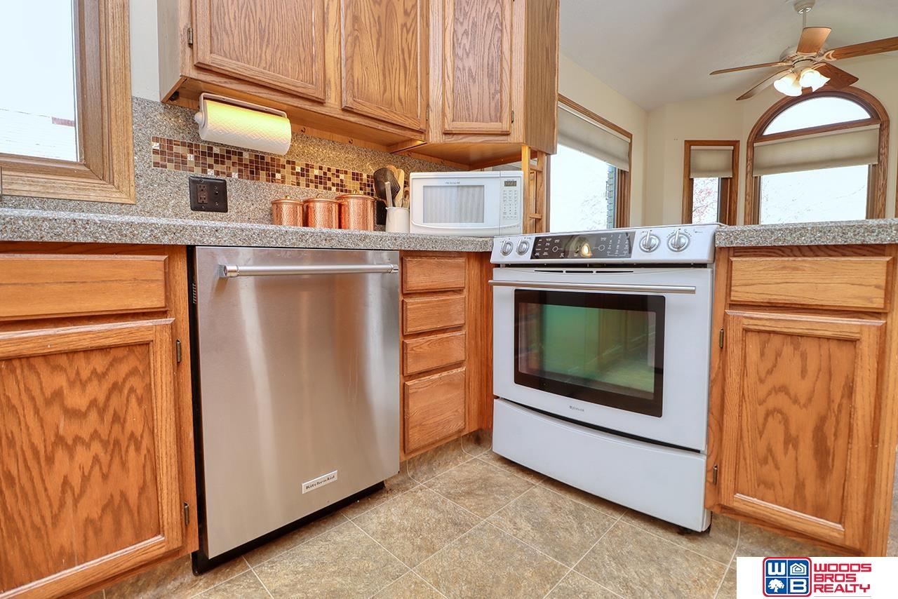 6925 Forest Lake Boulevard, Lincoln, NE, 68516