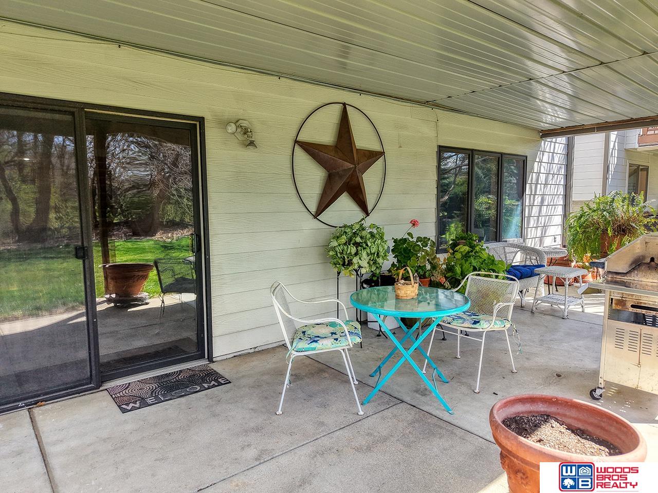 6925 Forest Lake Boulevard, Lincoln, NE, 68516