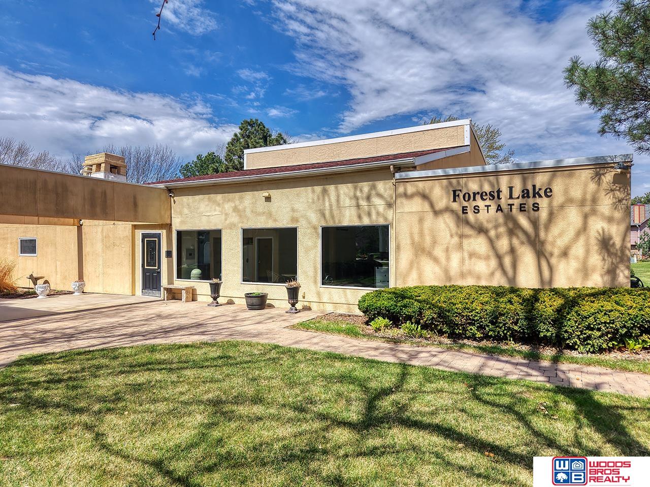 6925 Forest Lake Boulevard, Lincoln, NE, 68516