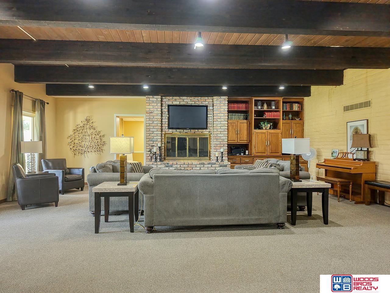 6925 Forest Lake Boulevard, Lincoln, NE, 68516