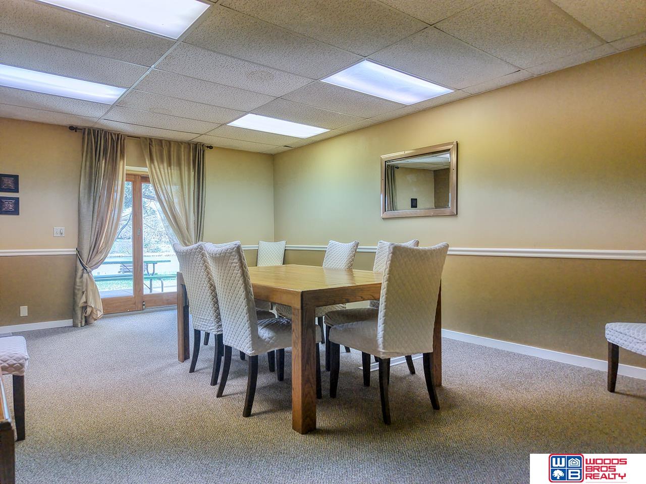 6925 Forest Lake Boulevard, Lincoln, NE, 68516