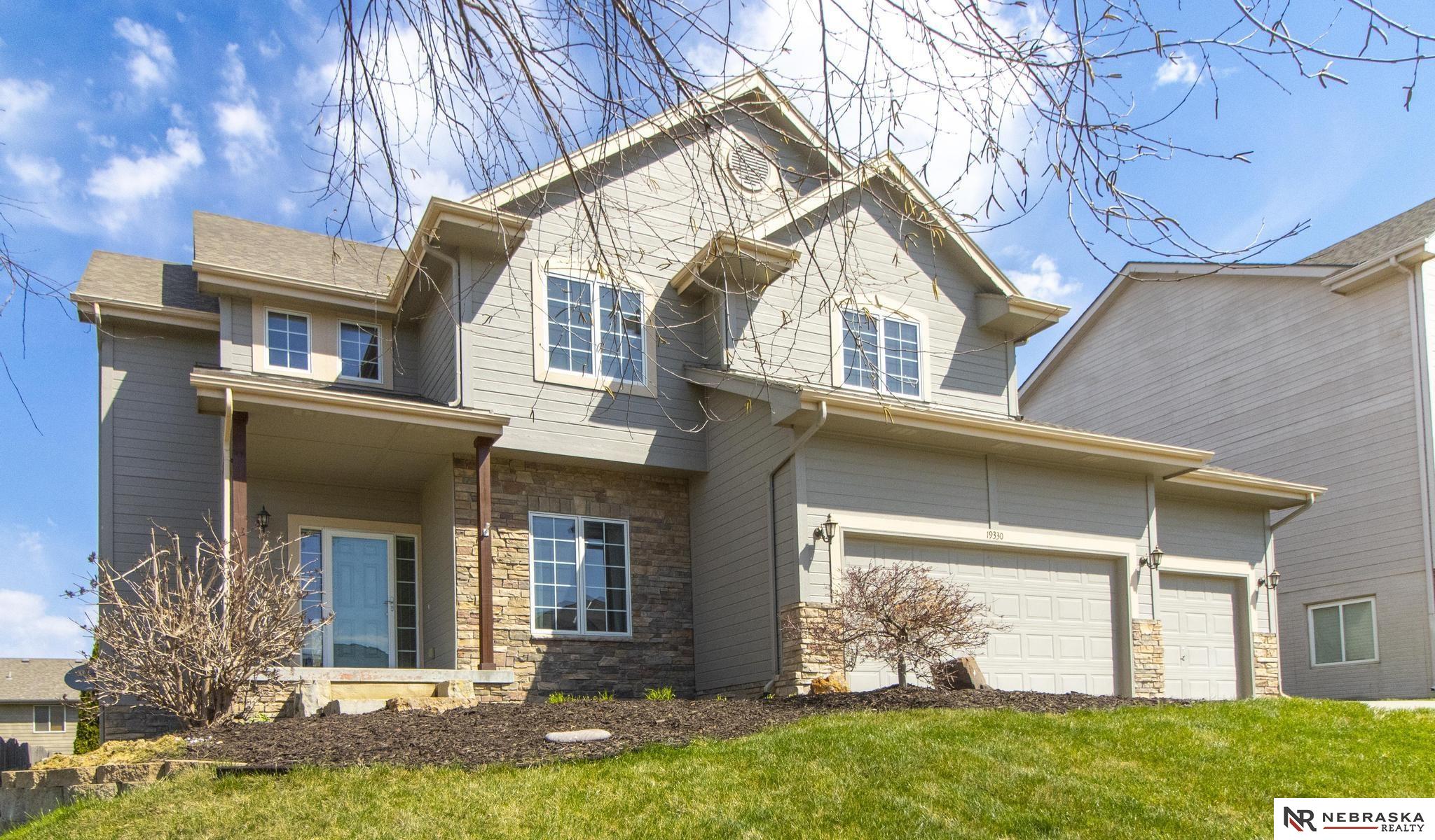 19330 H Street, Omaha, NE, 68135