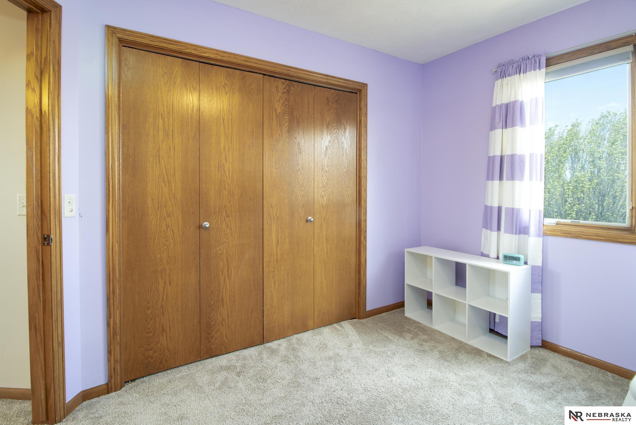 19330 H Street, Omaha, NE, 68135