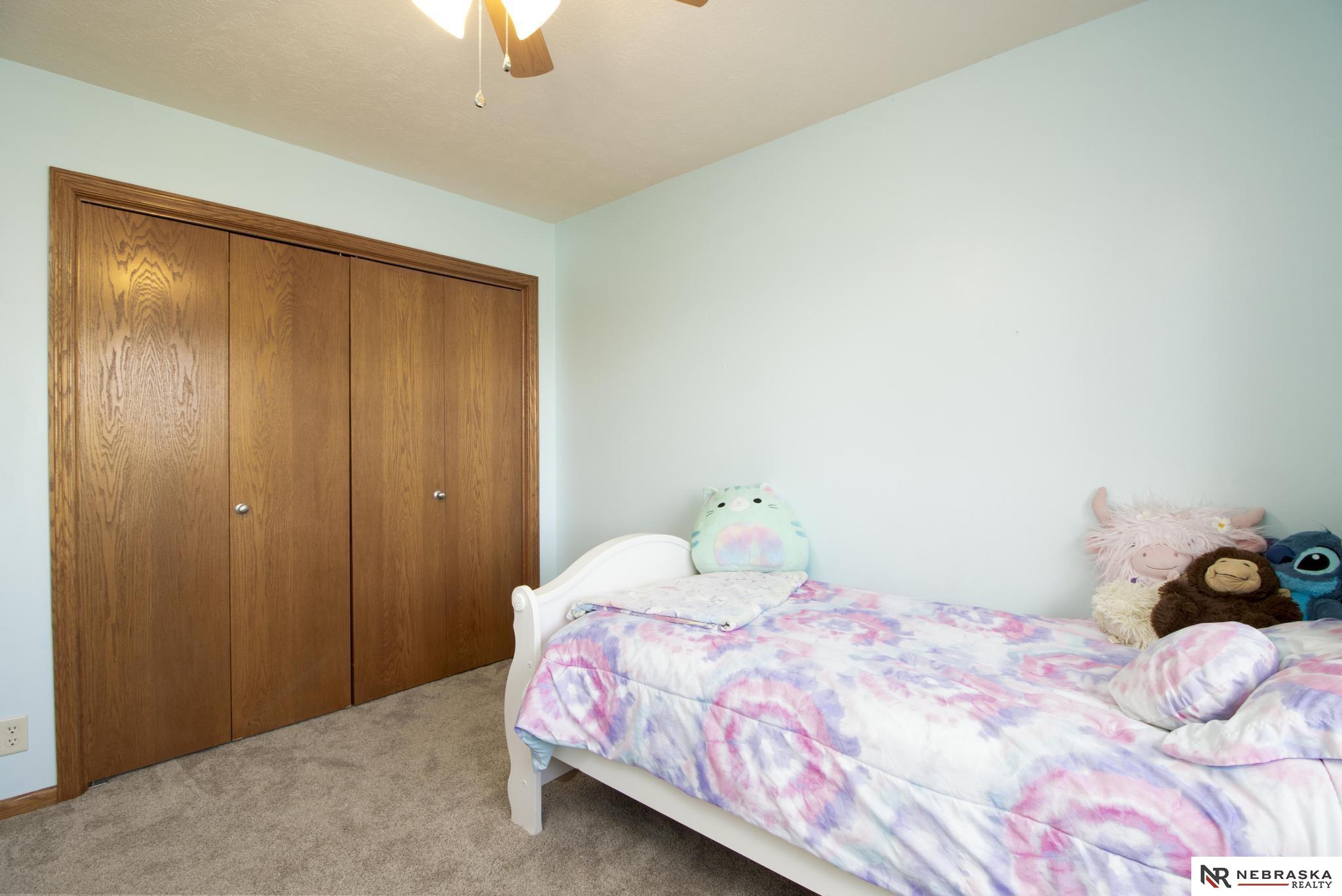 19330 H Street, Omaha, NE, 68135